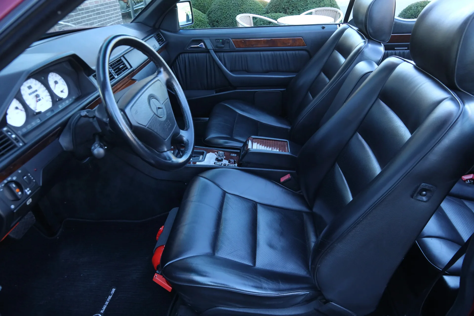 1993 Mercedes-Benz 300 CE-24 Cabriolet 3.4 AMG, 28/30