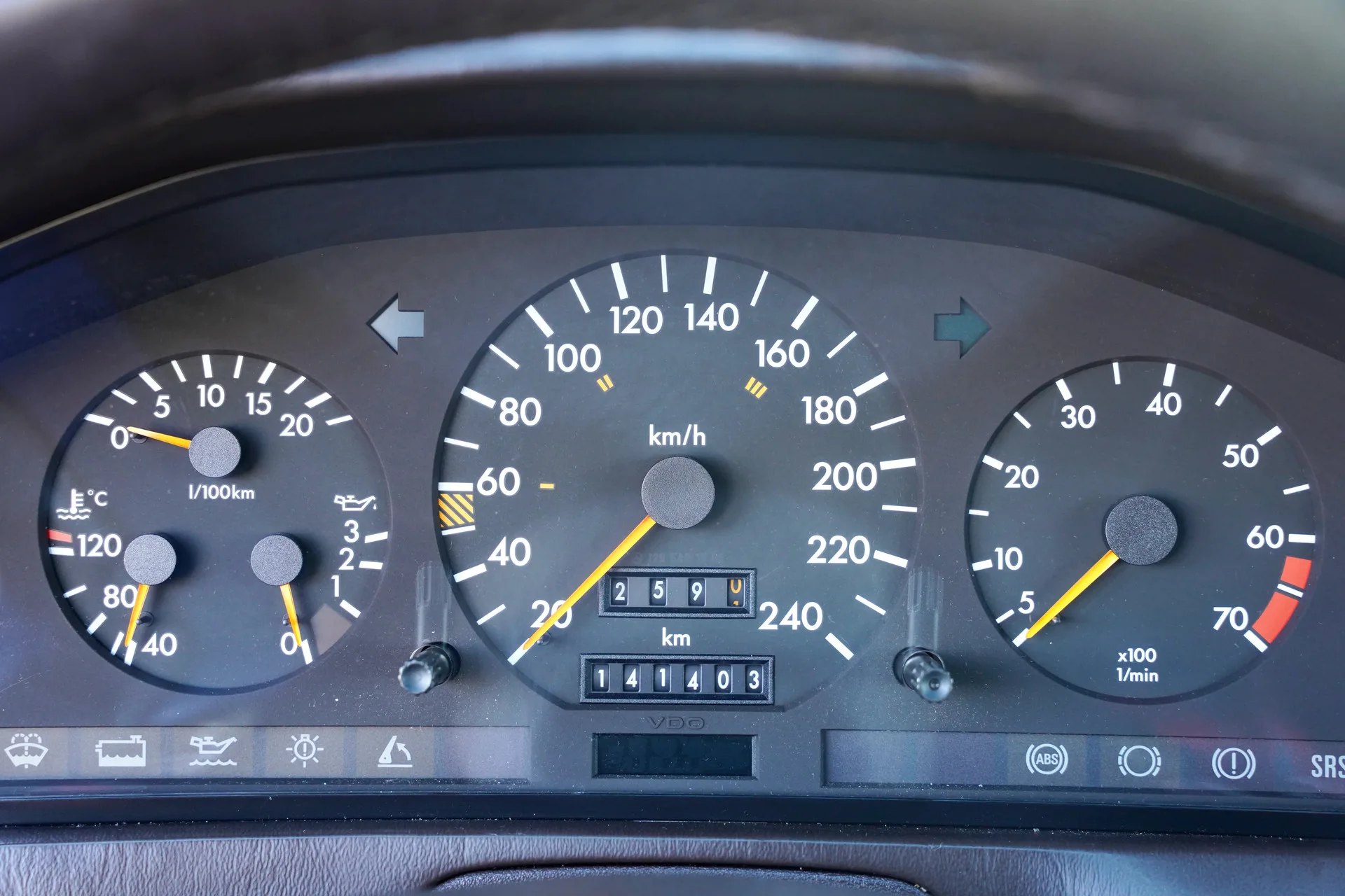 1993 Mercedes-Benz SL 300 R129, 9/30