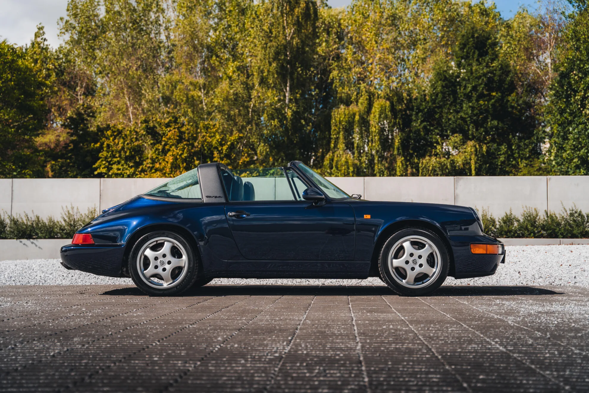 1993 Porsche 911 Carrera 2, 7/30
