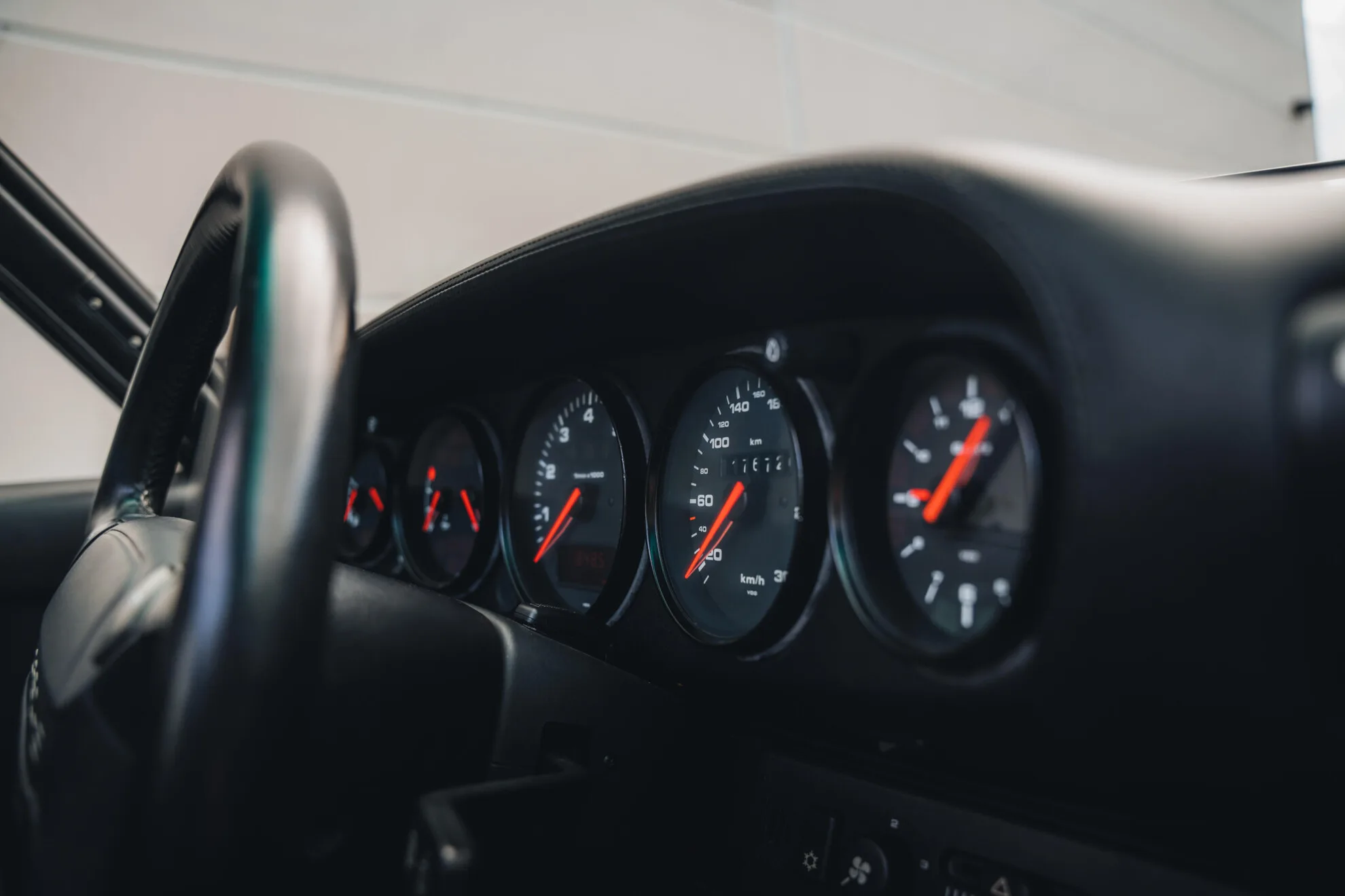1993 Porsche 911 Carrera 2, 26/30