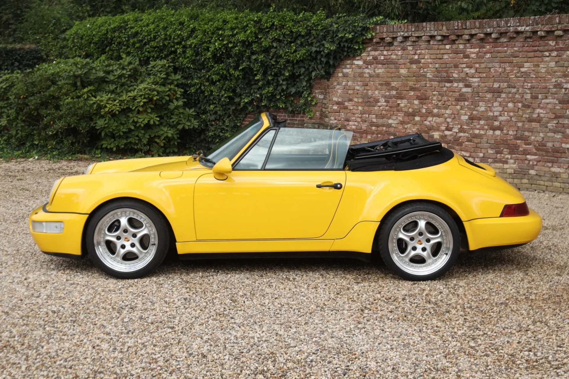 1993 Porsche 911 Carrera 2 America Roadster (964), 27/30