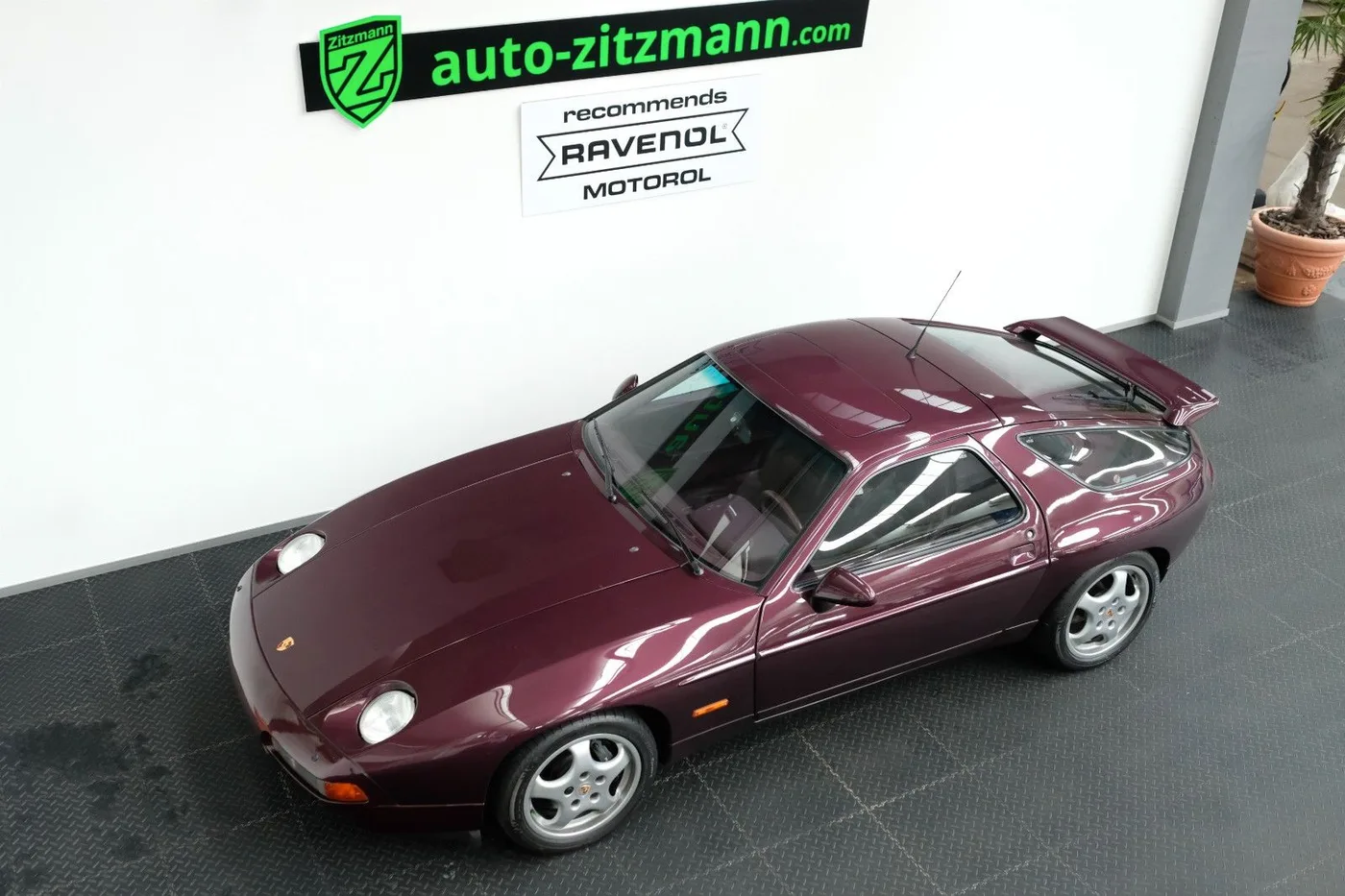 1993 Porsche 928 GTS angeboten von einem Fachhändler in Nuremberg, Deutschland, Foto 3 von 15