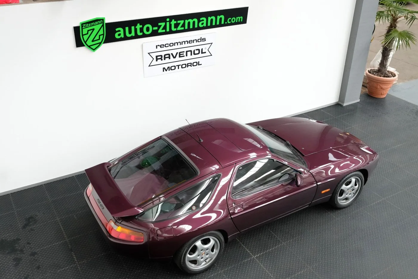 1993 Porsche 928 GTS angeboten von einem Fachhändler in Nuremberg, Deutschland, Foto 7 von 15