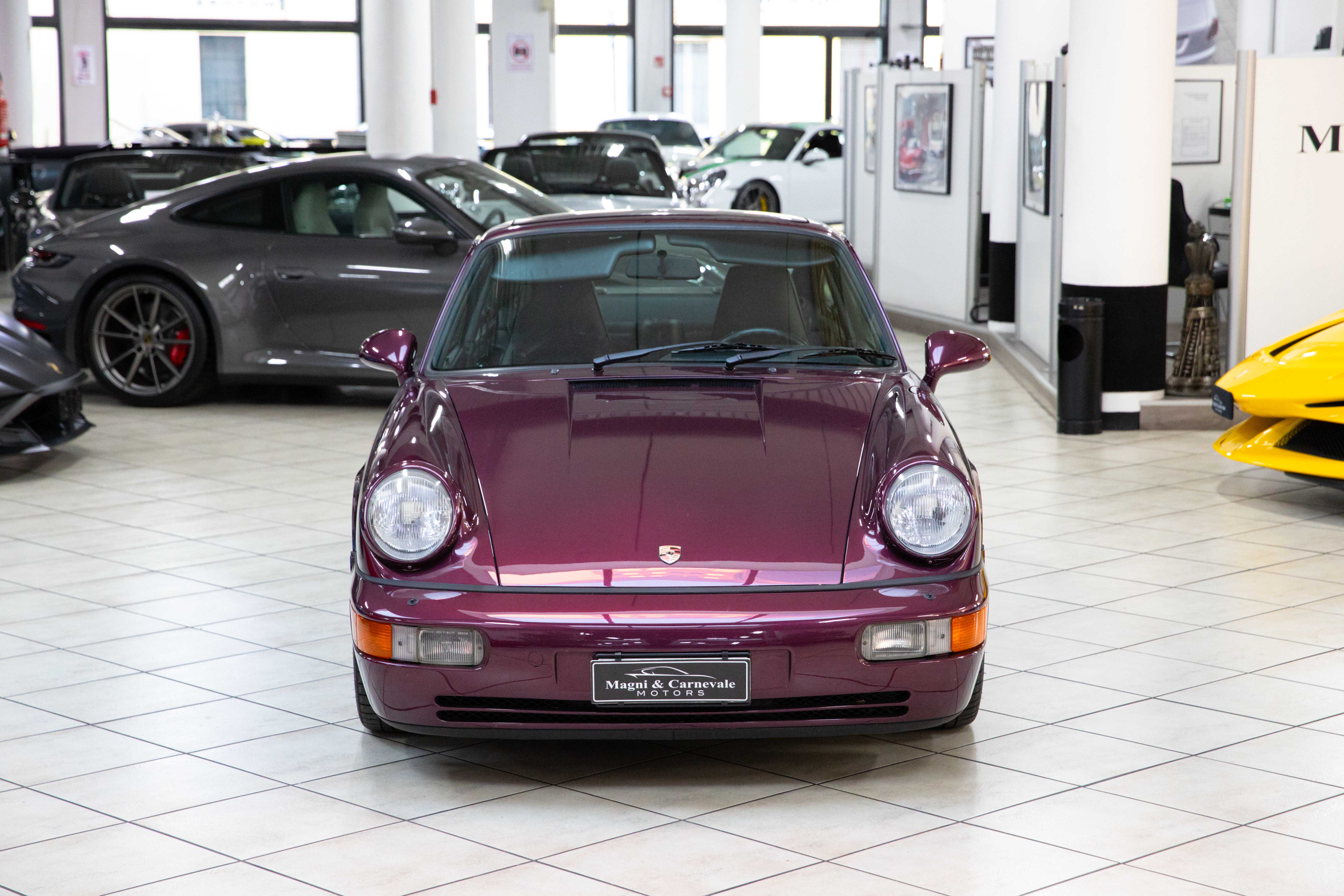 1993 Porsche 911 Carrera 2 offered by a specialist dealer in Milan, Italy, photo 5 of 20