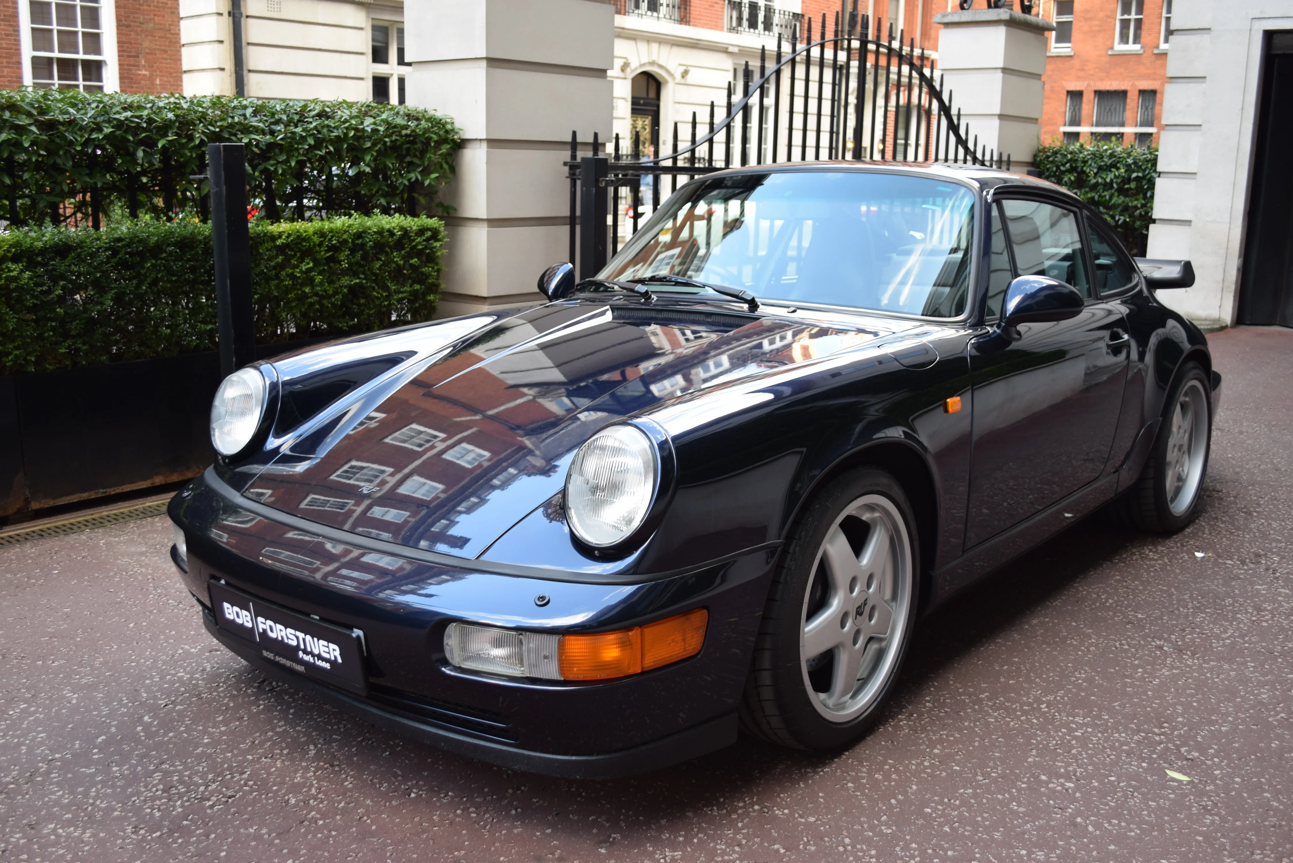 1993 RUF RCT proposée par un concessionnaire spécialisé à London, Royaume-Uni, photo principale