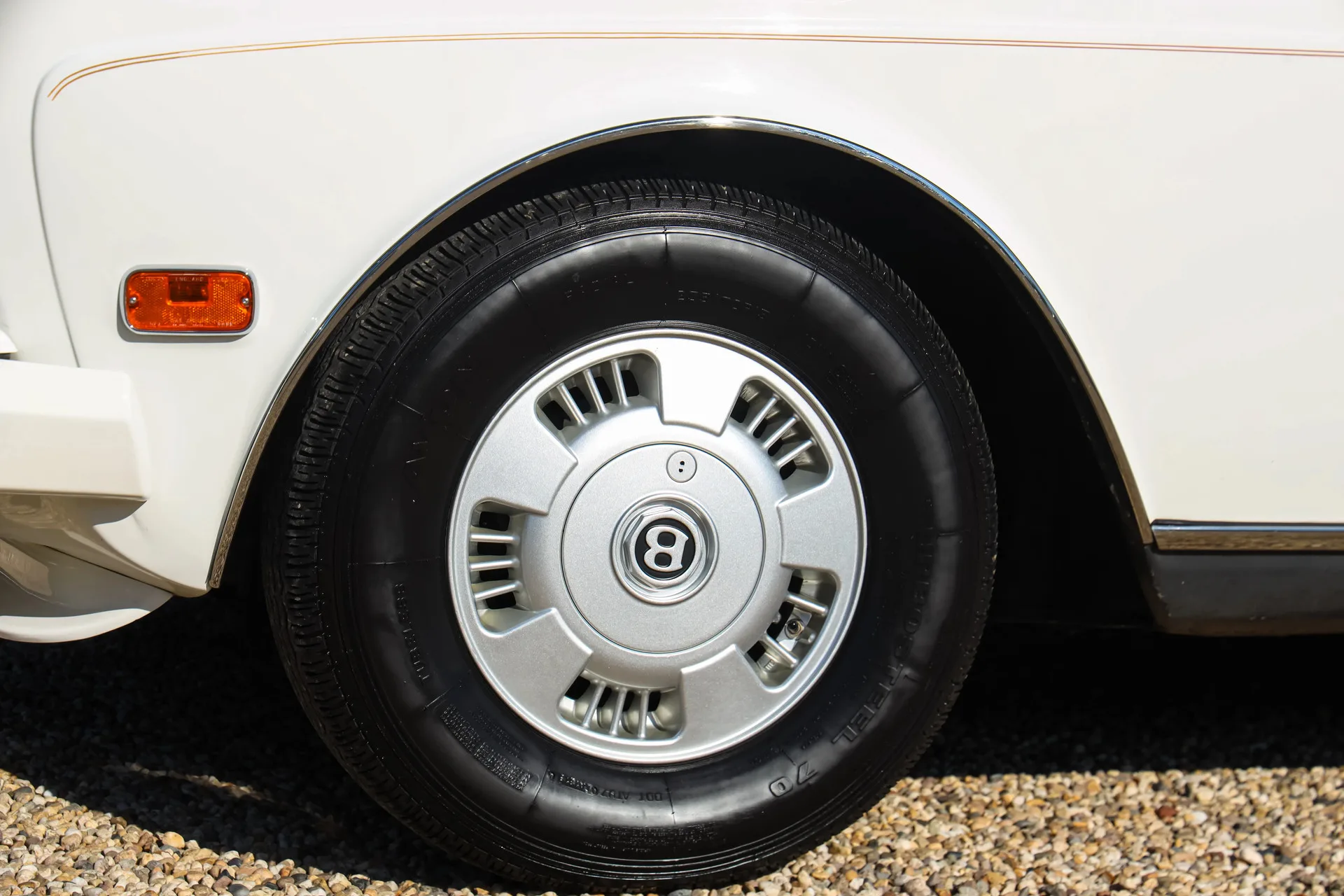 1994 Bentley Continental Convertible, 23/30