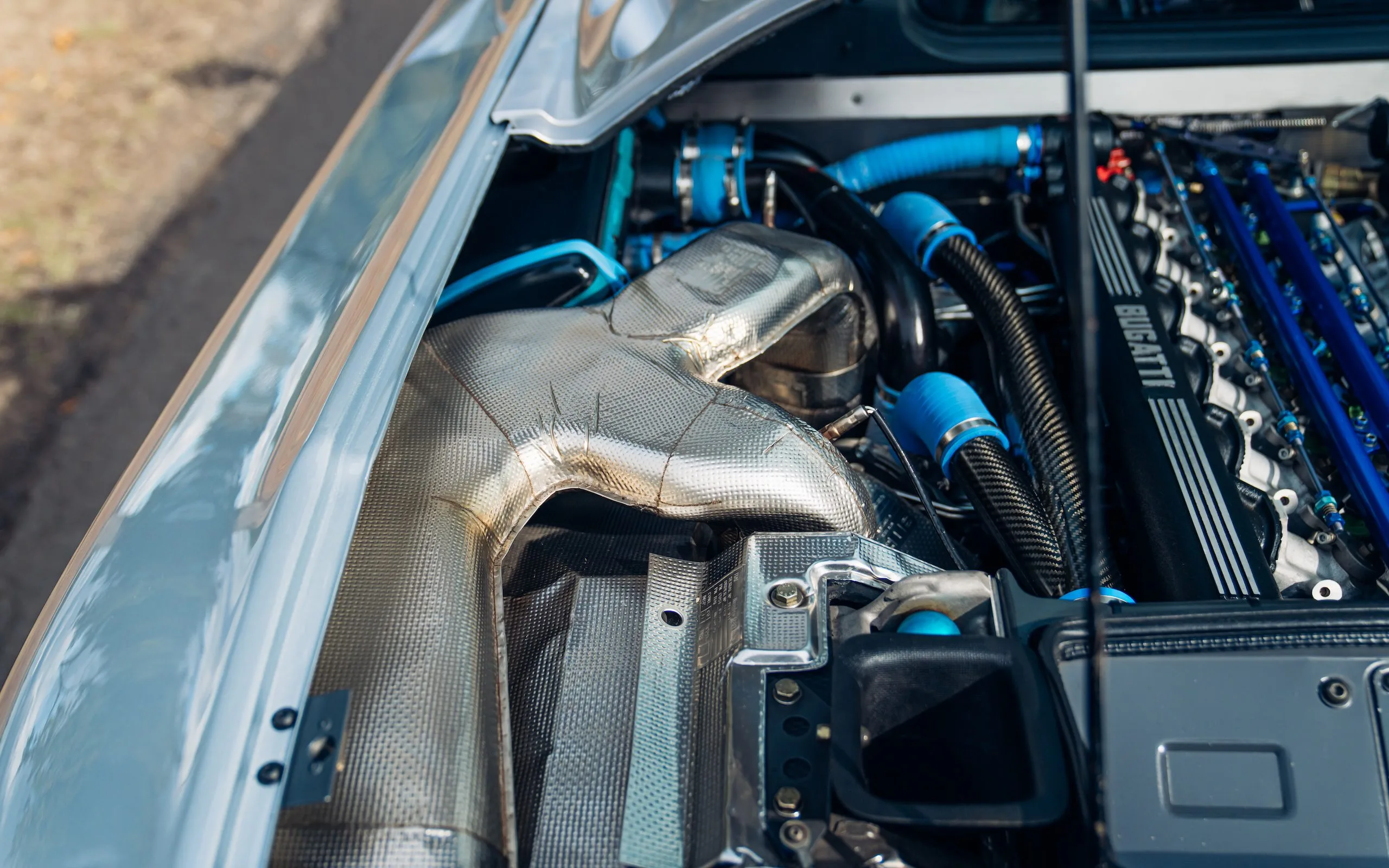 1994 Bugatti EB110 SS RHD Prototype 39055, 25/30