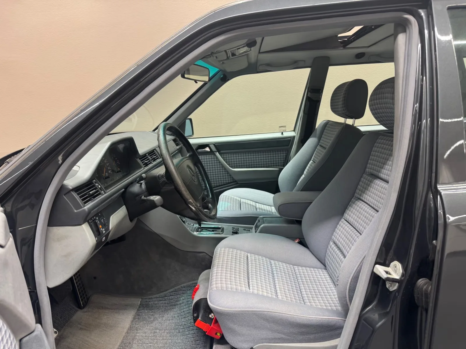 1994 Mercedes-Benz E 320 Estate, BRABUS B6, 10/22