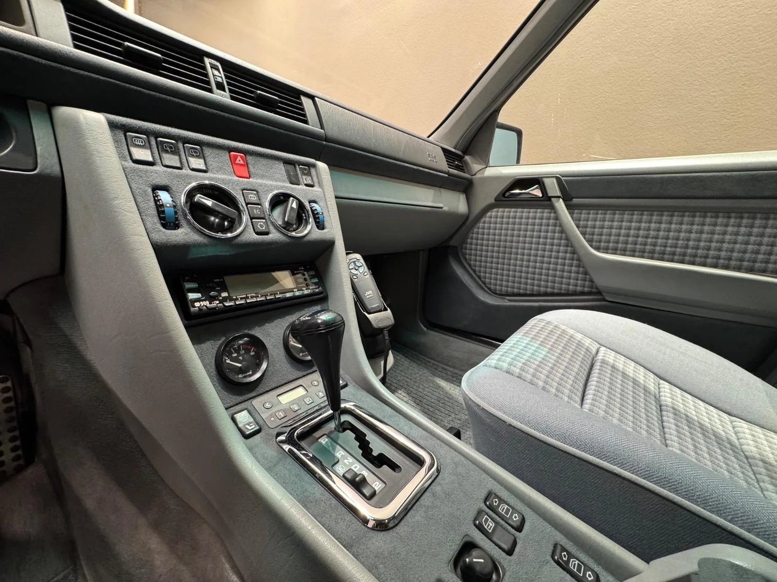 1994 Mercedes-Benz E 320 Estate, BRABUS B6, 12/22