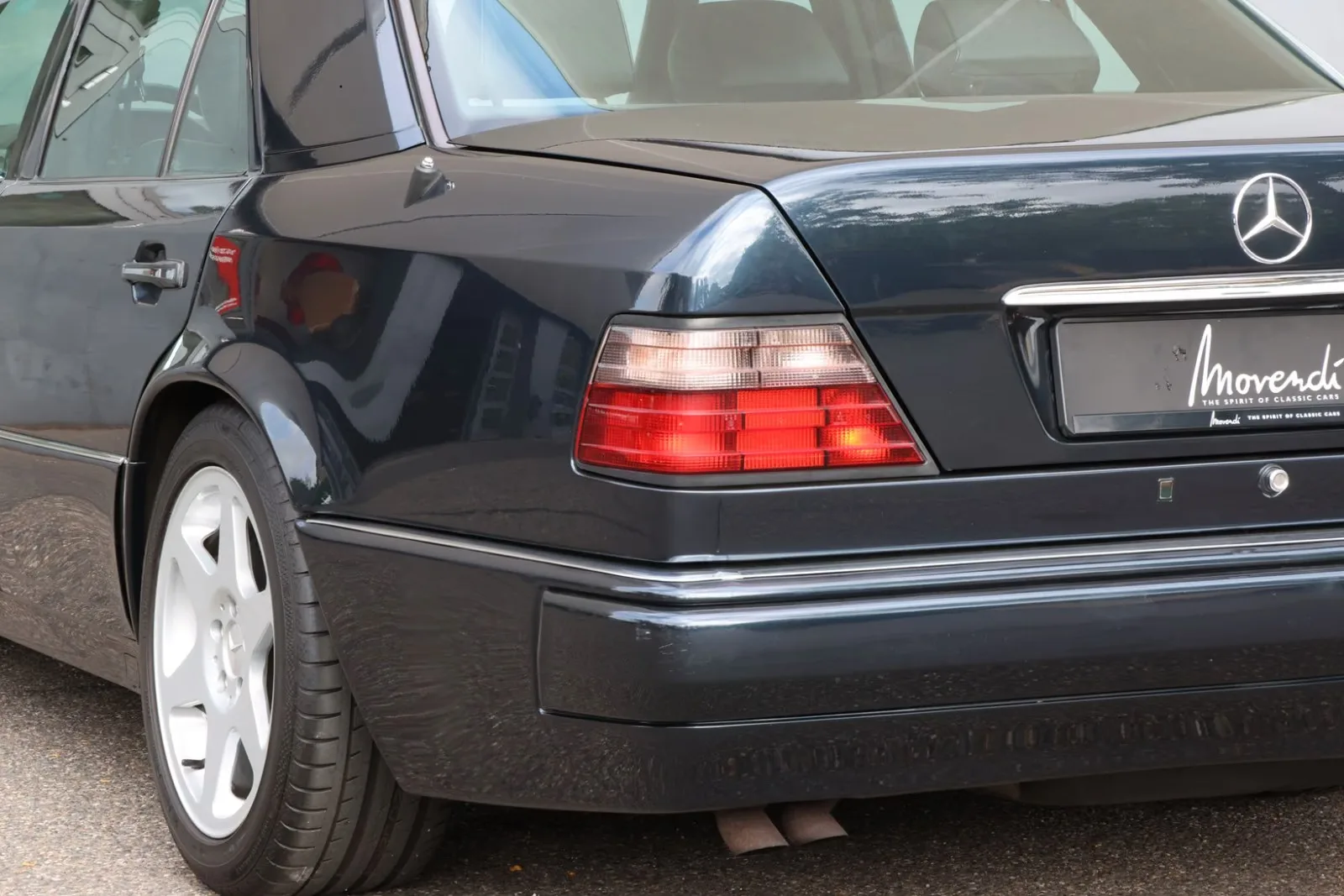 1994 Mercedes-Benz E 500 Limited, 11/24