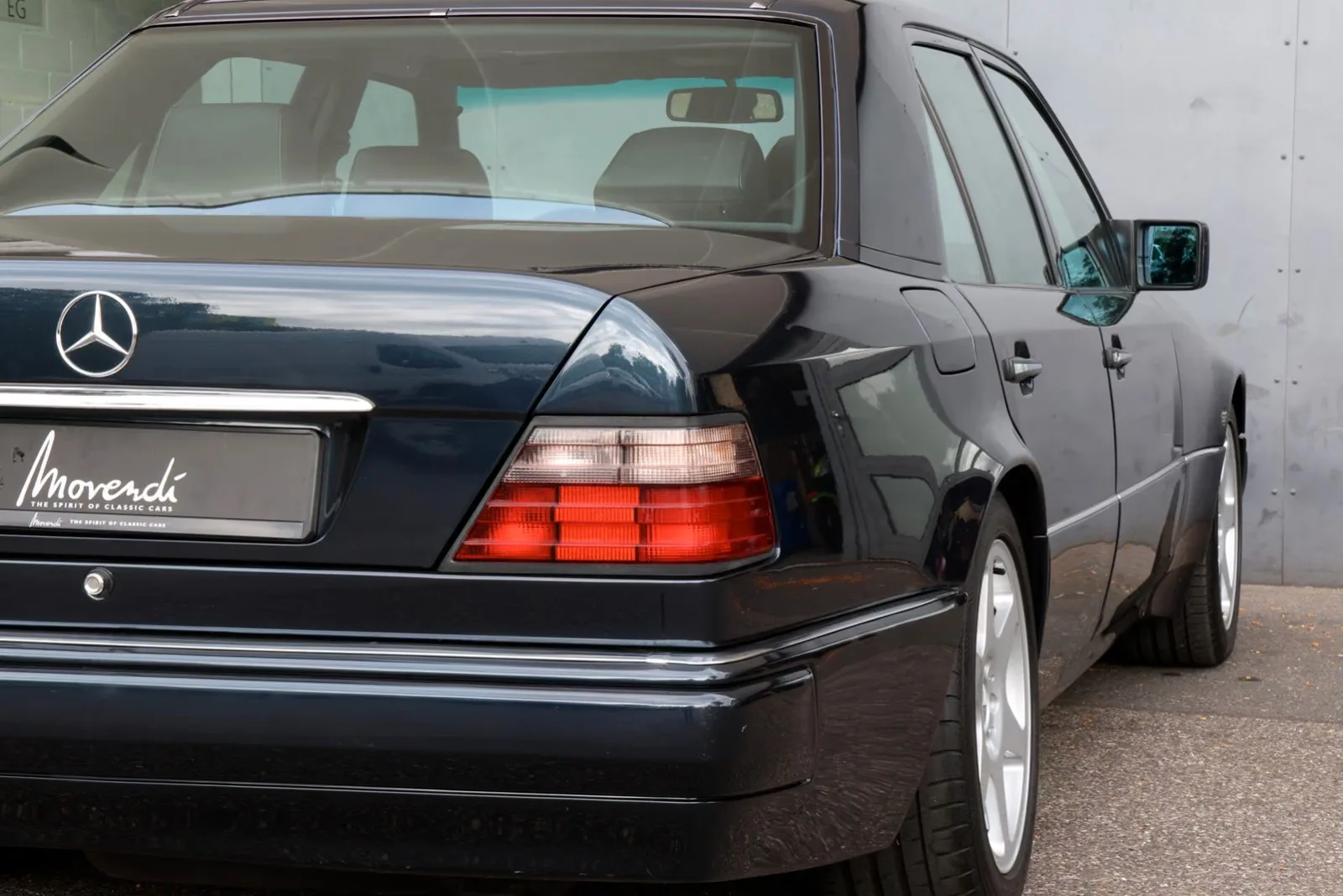 1994 Mercedes-Benz E 500 Limited, 12/24