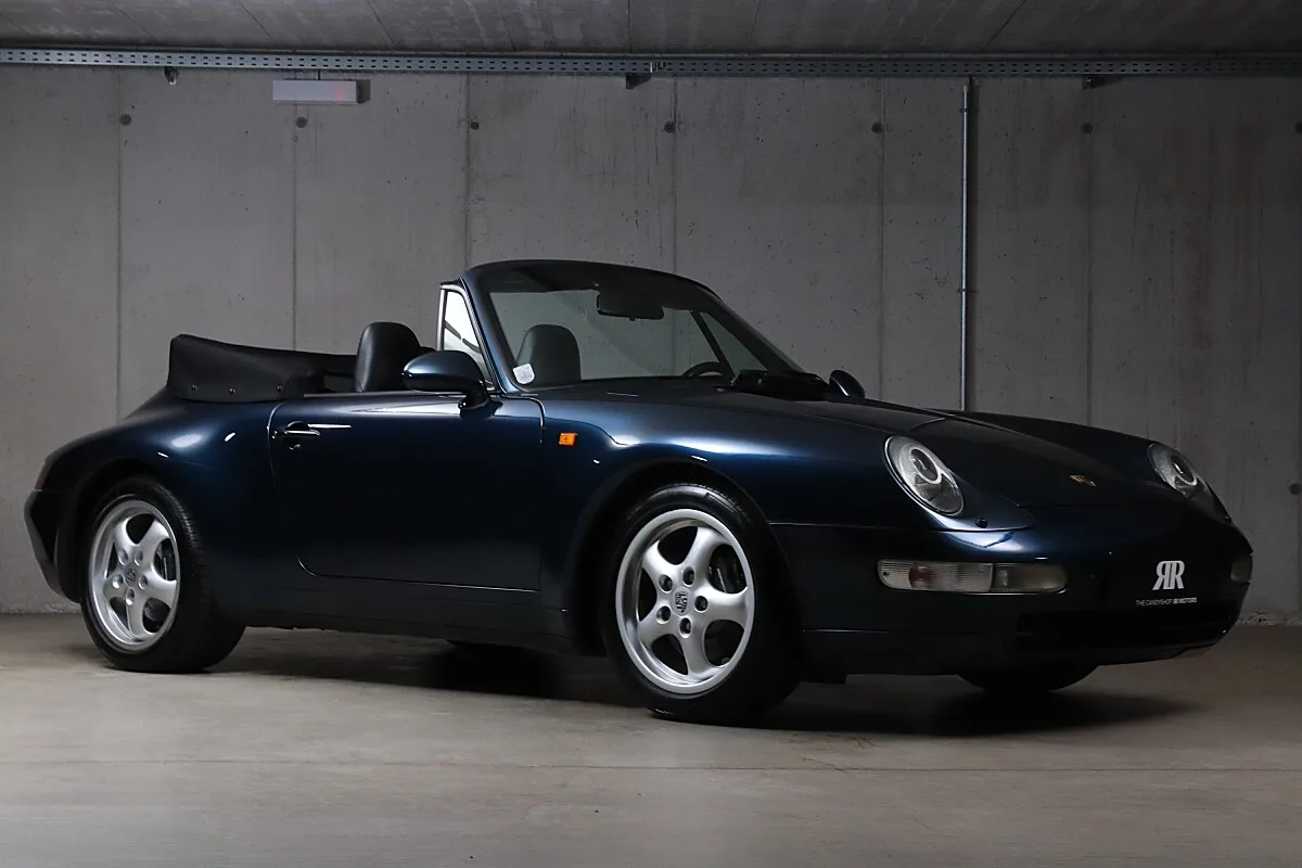 1994 Porsche 911 Carrera Cabriolet proposée par un concessionnaire spécialisé à Unterweitersdorf, Autriche, photo principale