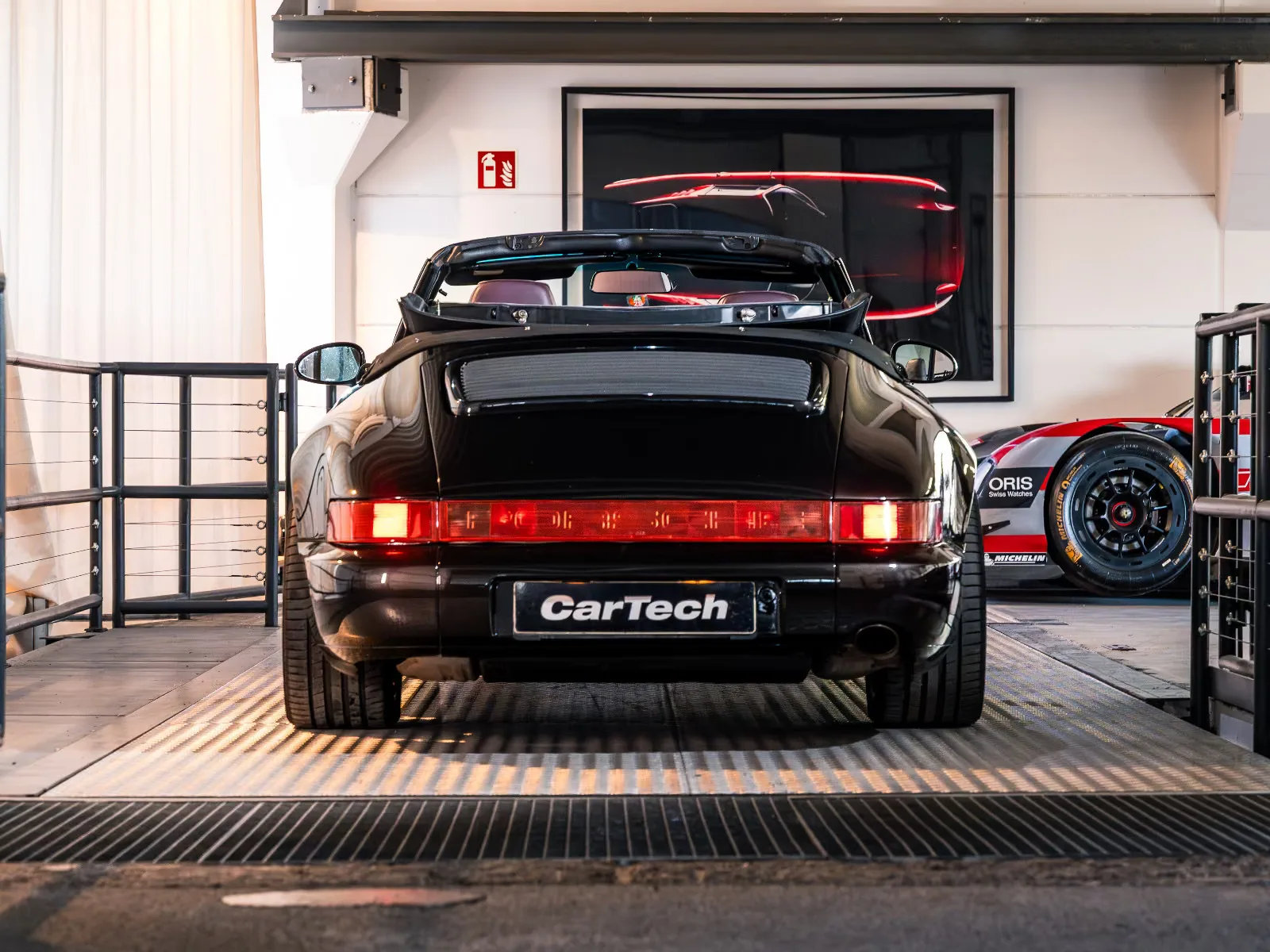 1994 Porsche 911 Carrera 2 Cabriolet (964), 7/30