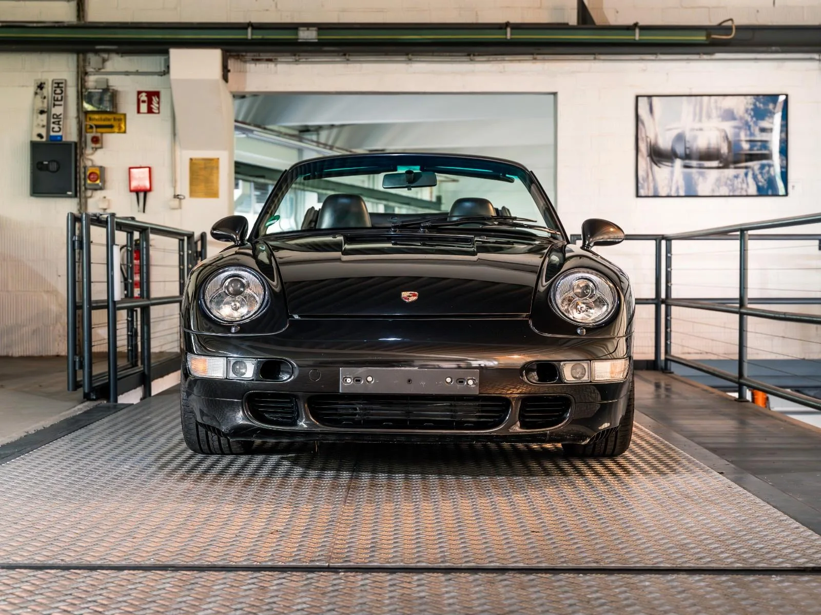 1994 Porsche 911 Carrera Cabriolet 993, 4/24