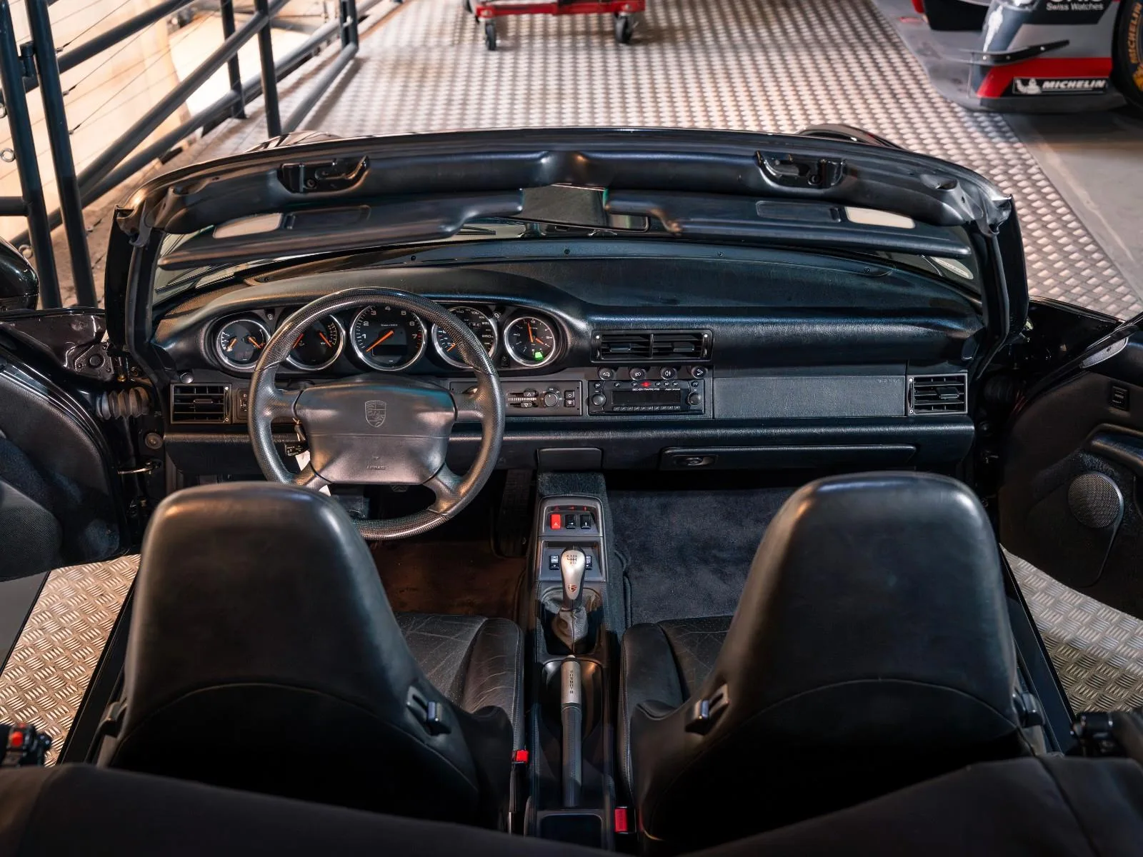 1994 Porsche 911 Carrera Cabriolet 993, 15/24