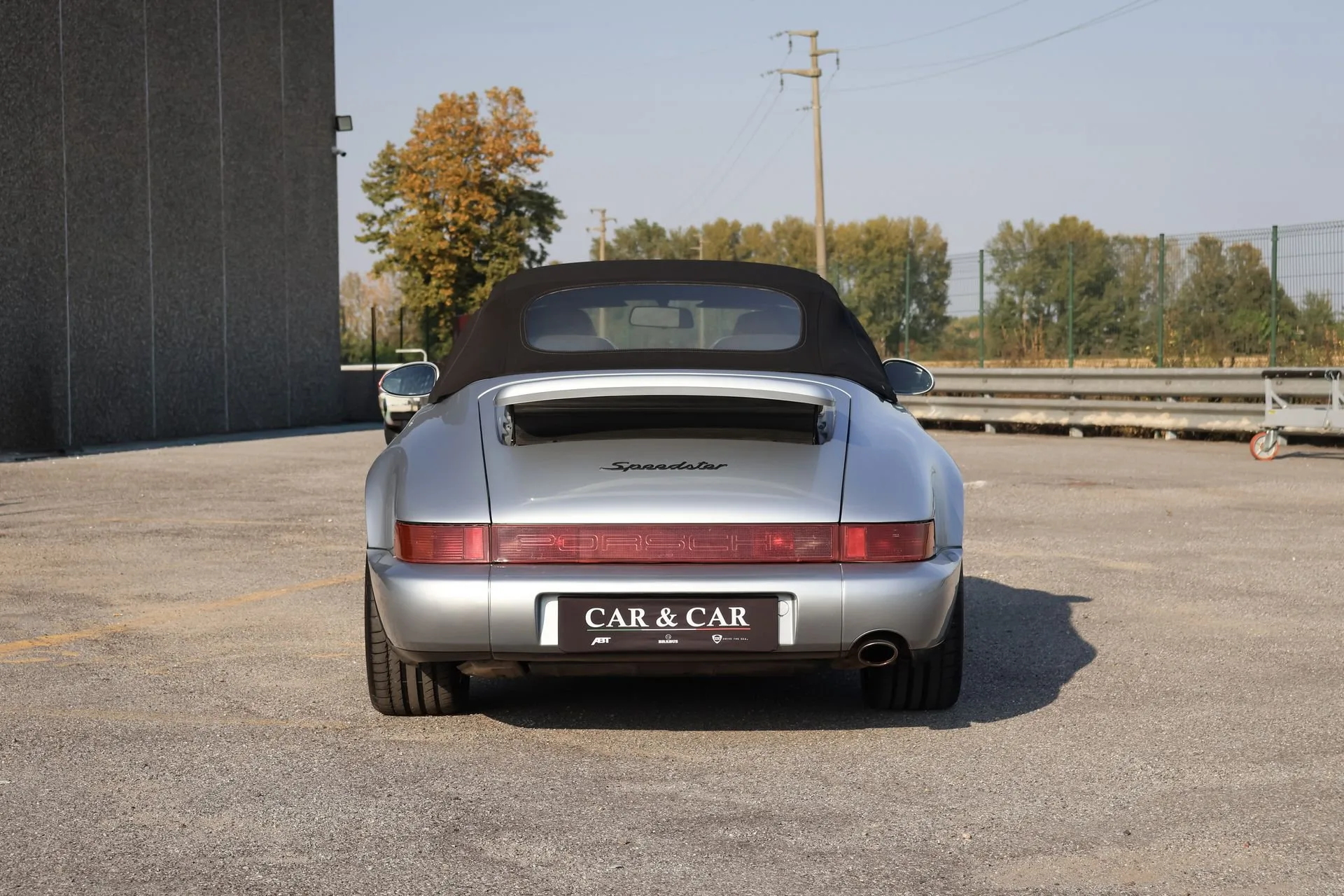 1994 Porsche 911 Speedster, 4/17