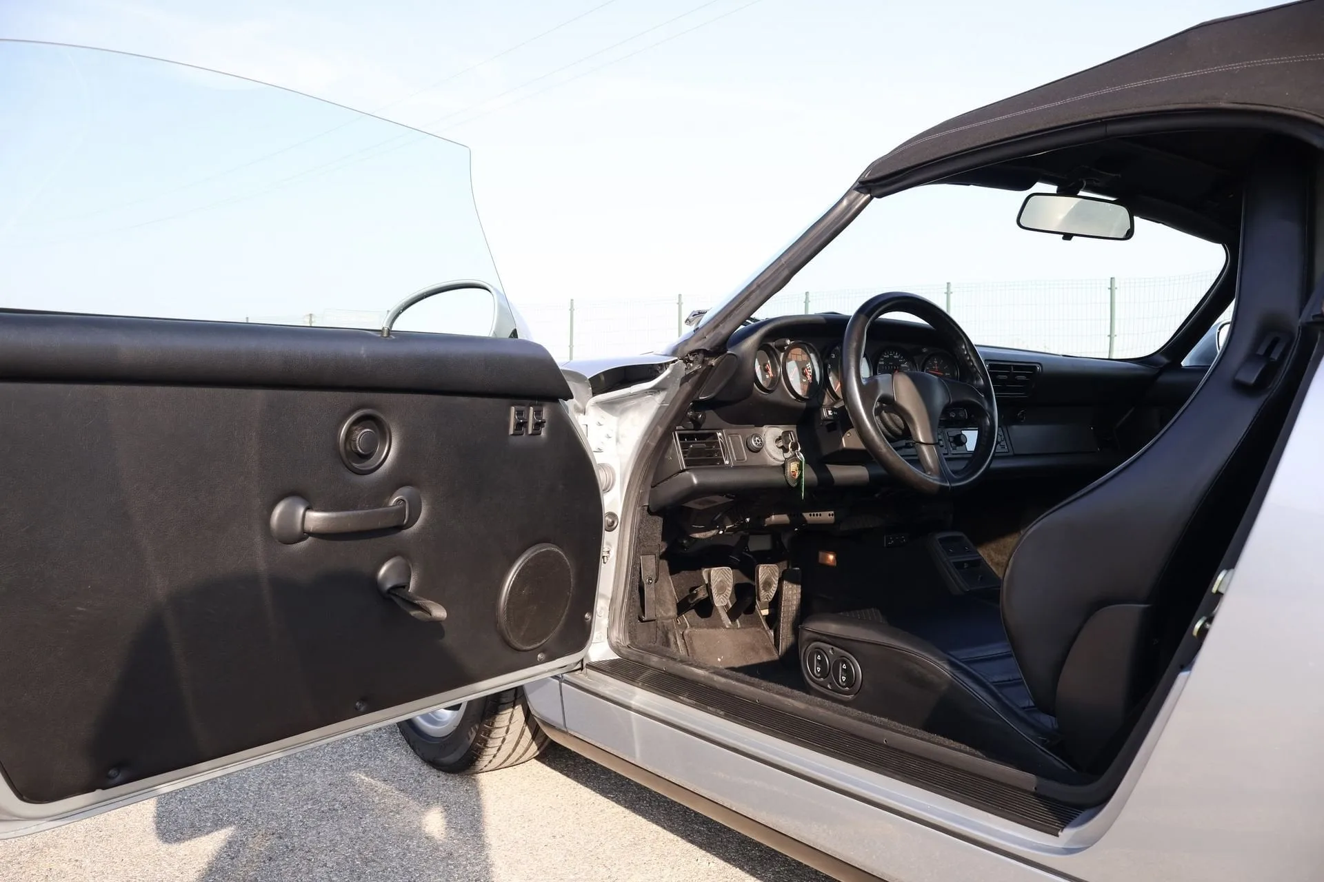 1994 Porsche 911 Speedster, 8/17