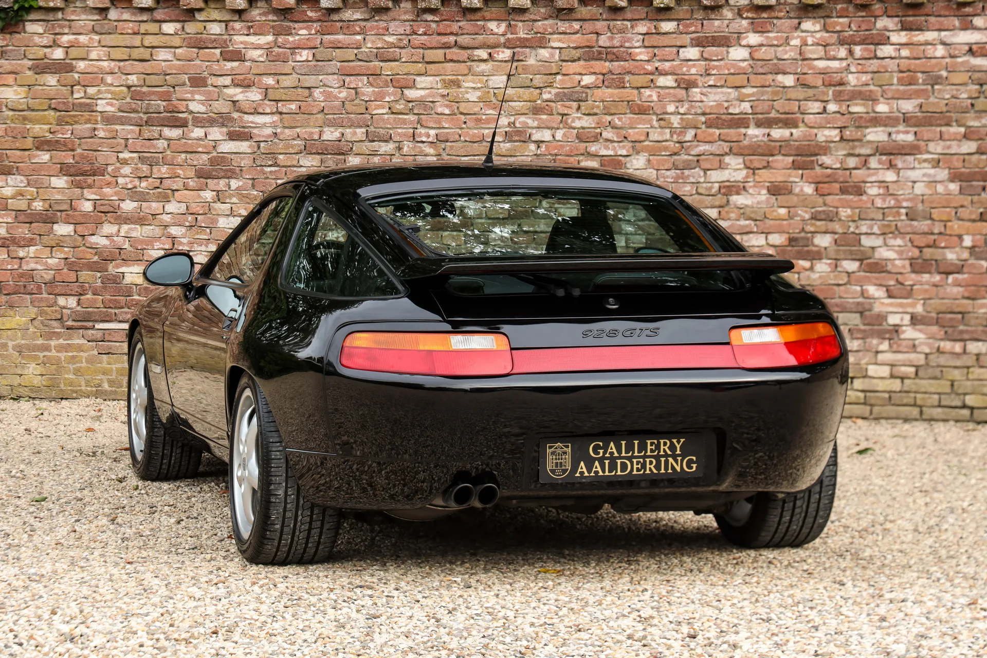 1994 Porsche 928 GTS, 2/30