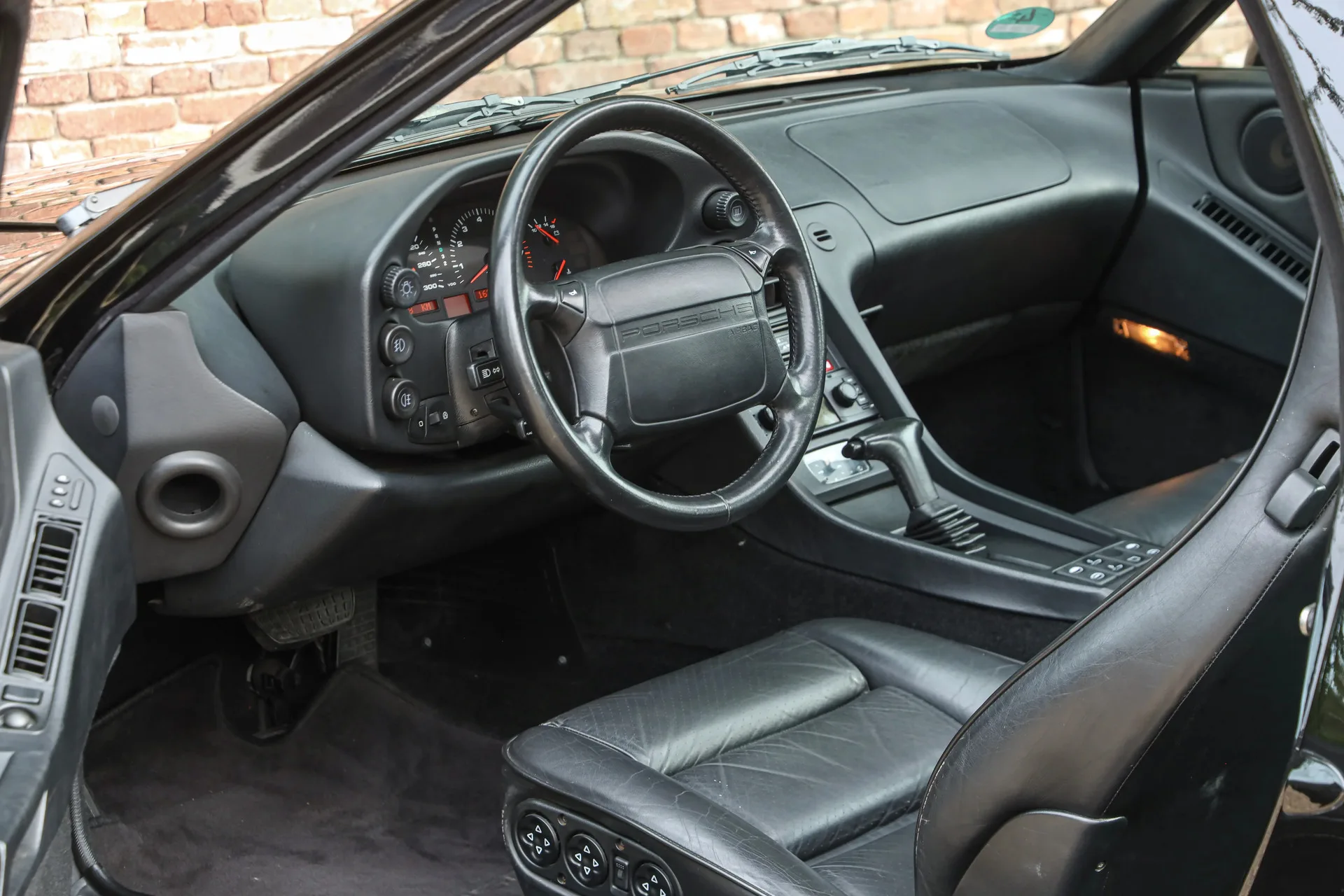 1994 Porsche 928 GTS, 3/30