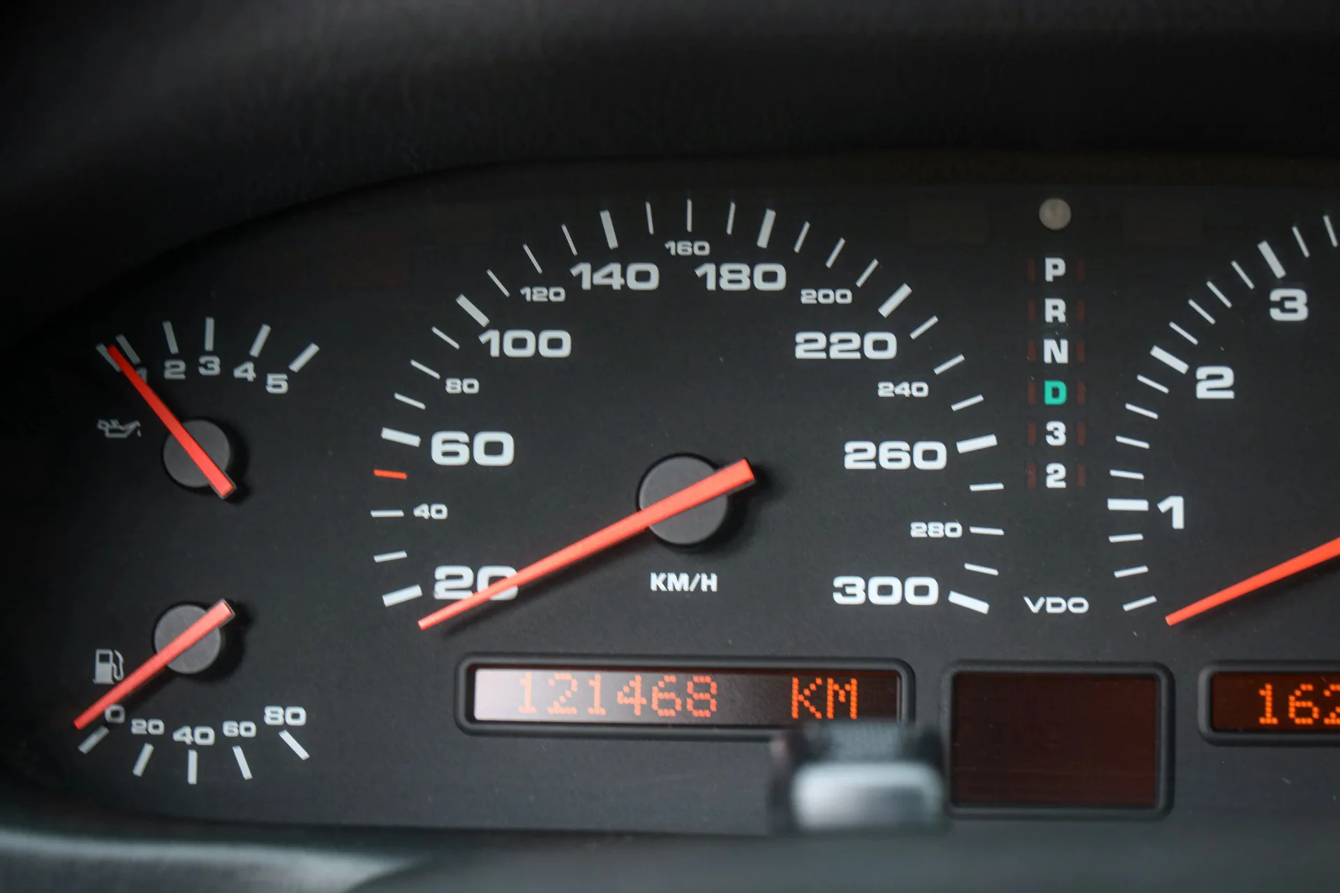 1994 Porsche 928 GTS, 29/30