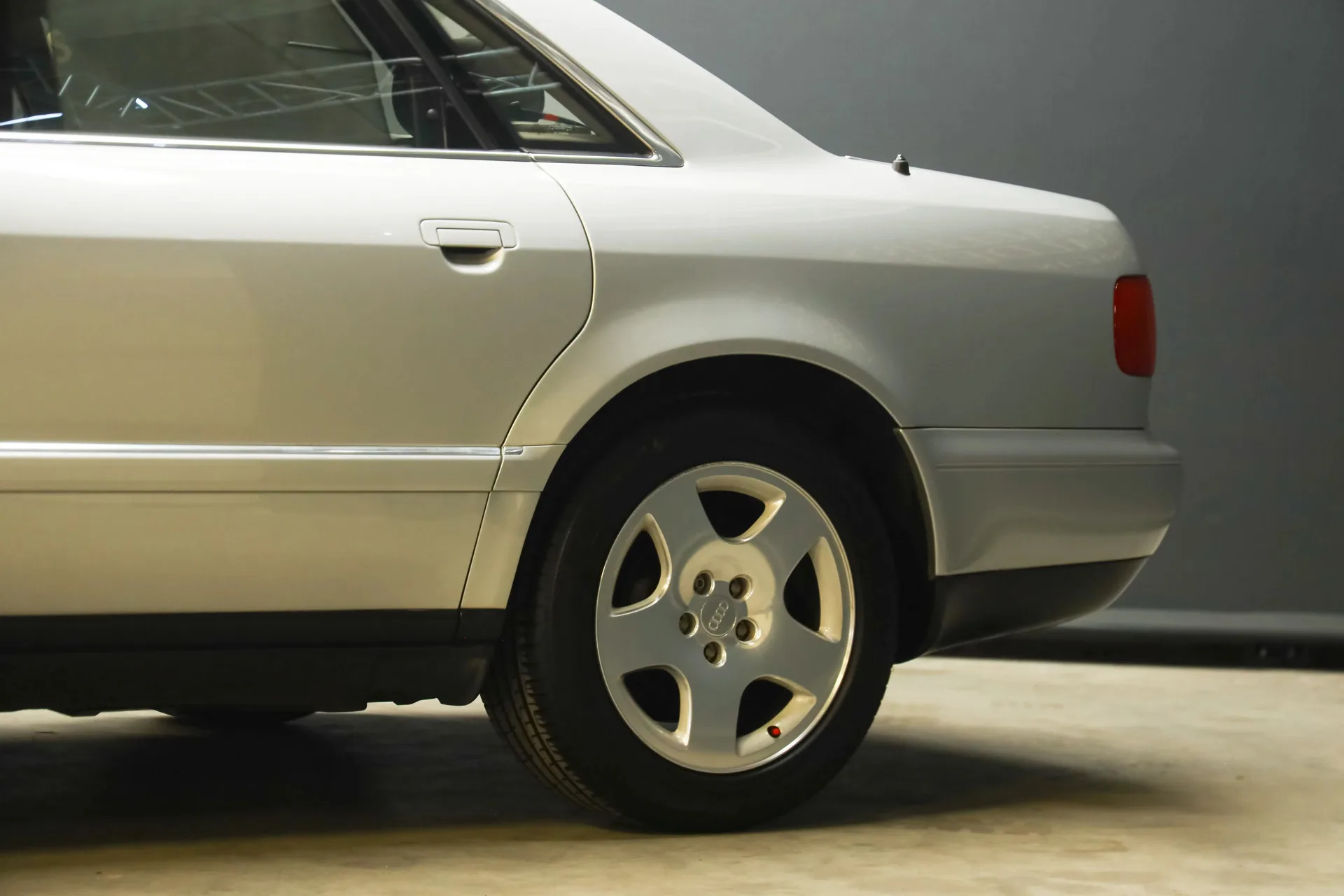 1995 Audi A8 4.2 quattro, 8/30