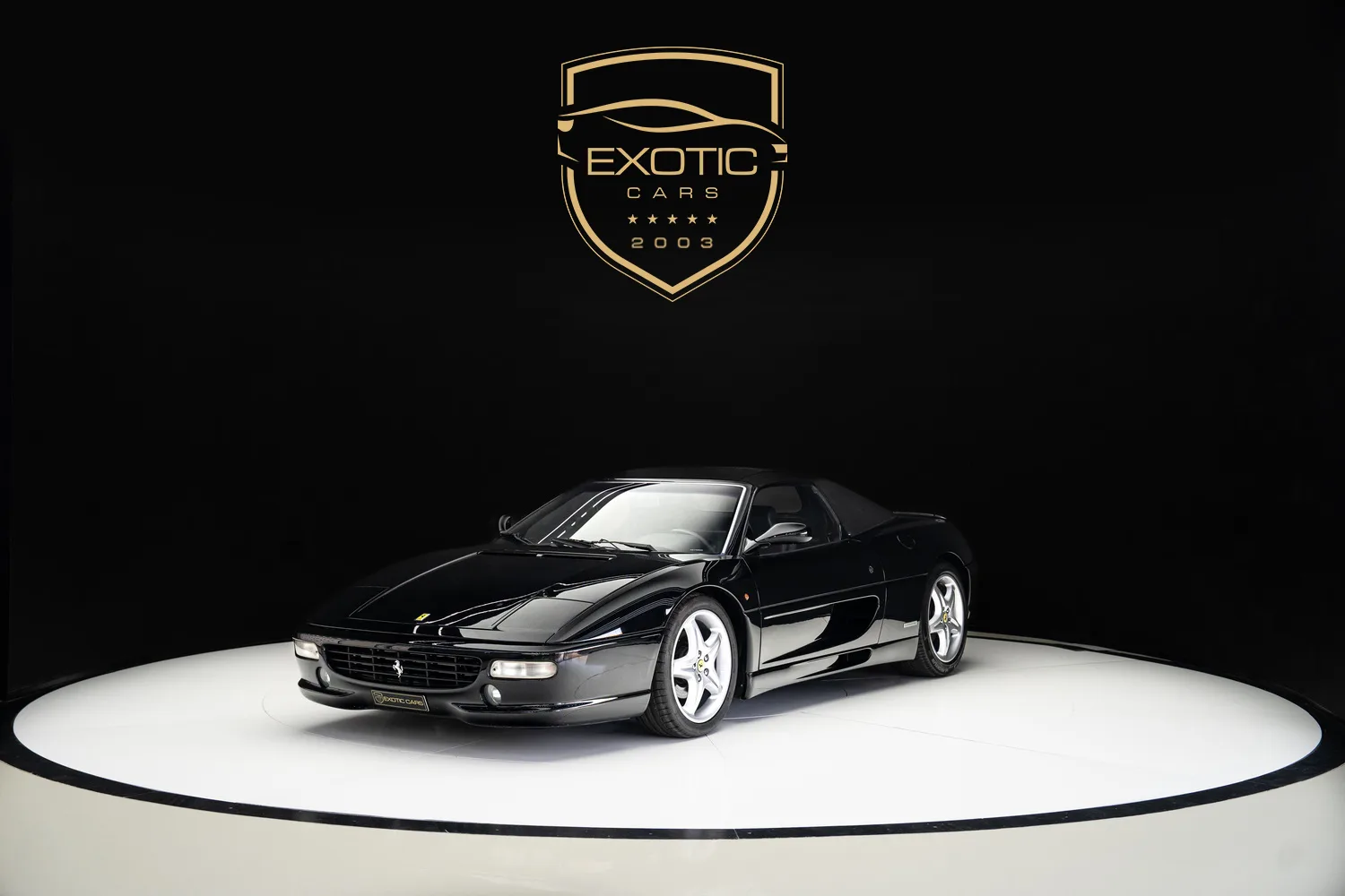1995 Ferrari F355 Spider angeboten von einem Fachhändler in Dubai, Vereinigte Arabische Emirate, Hauptfoto