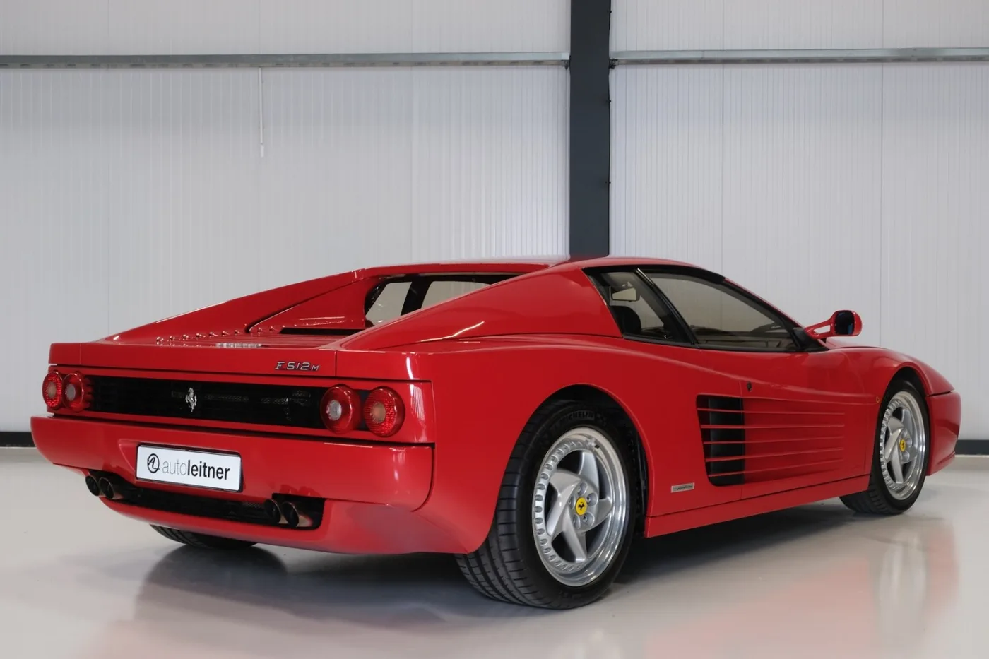 1995 Ferrari F512 M angeboten von einem Oldtimerhändler in Alkmaar, Niederlande, Foto 3 von 15