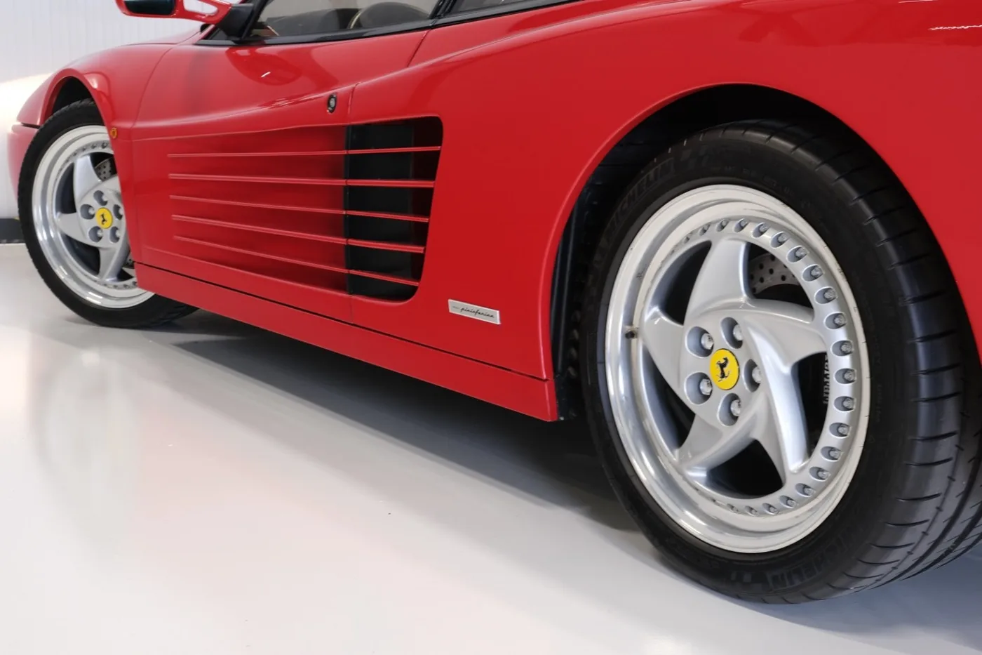 1995 Ferrari F512 M angeboten von einem Oldtimerhändler in Alkmaar, Niederlande, Foto 7 von 15