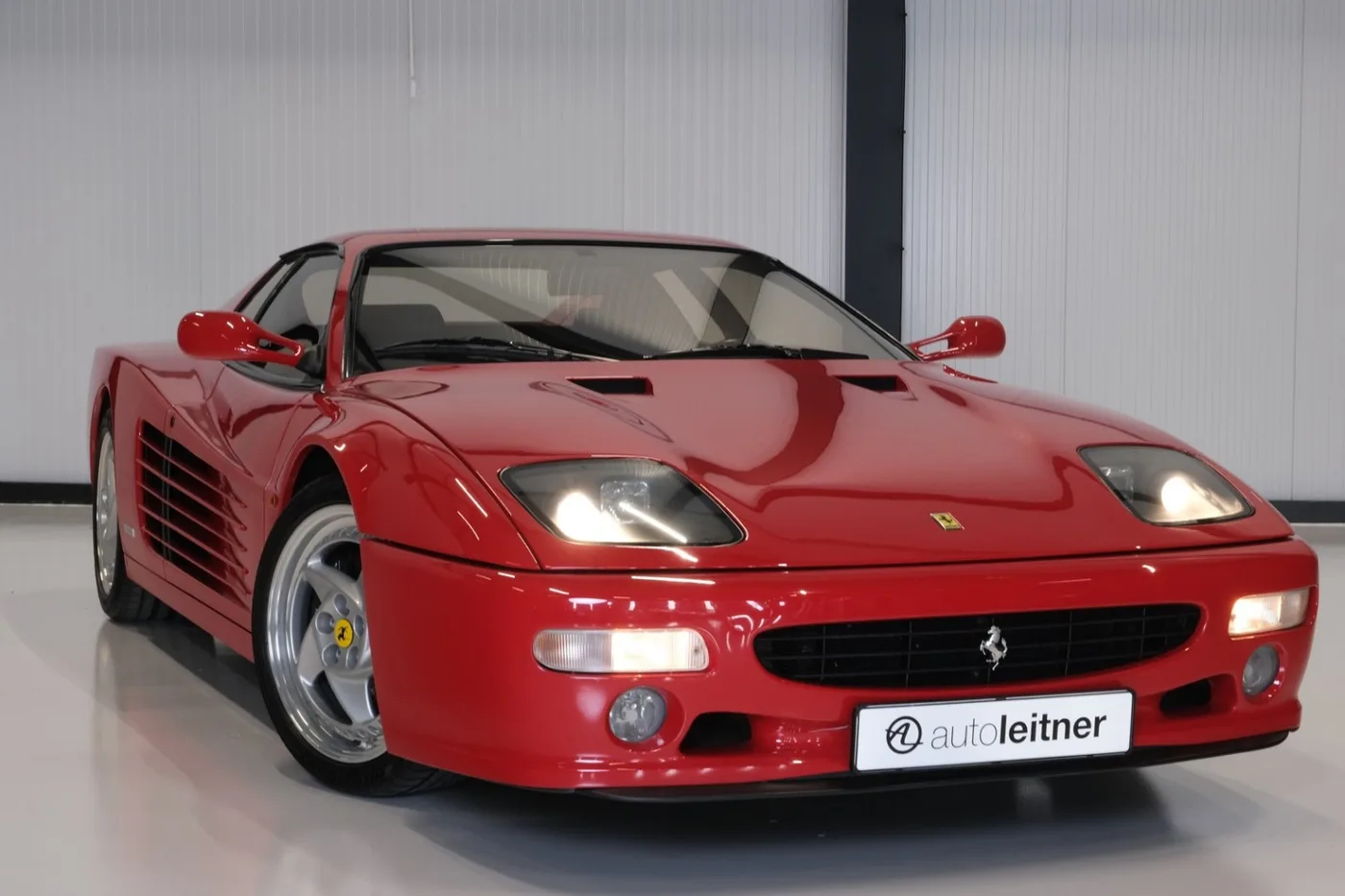 1995 Ferrari F512 M angeboten von einem Oldtimerhändler in Alkmaar, Niederlande, Foto 13 von 15