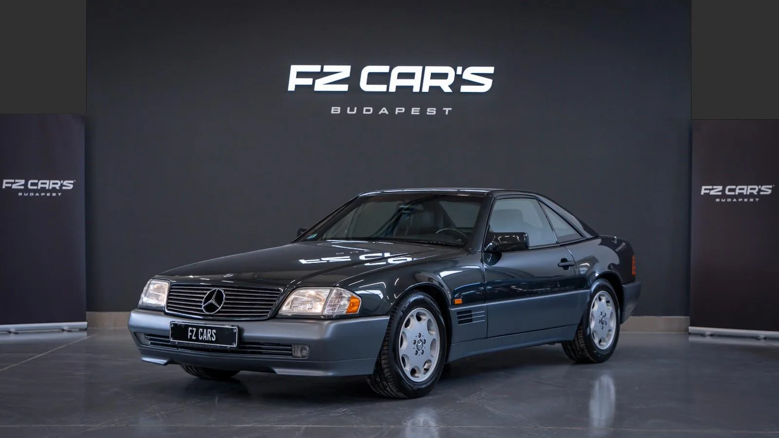 1995 Mercedes-Benz SL 320 angeboten von einem Fachhändler in Budapest, Ungarn, Hauptfoto