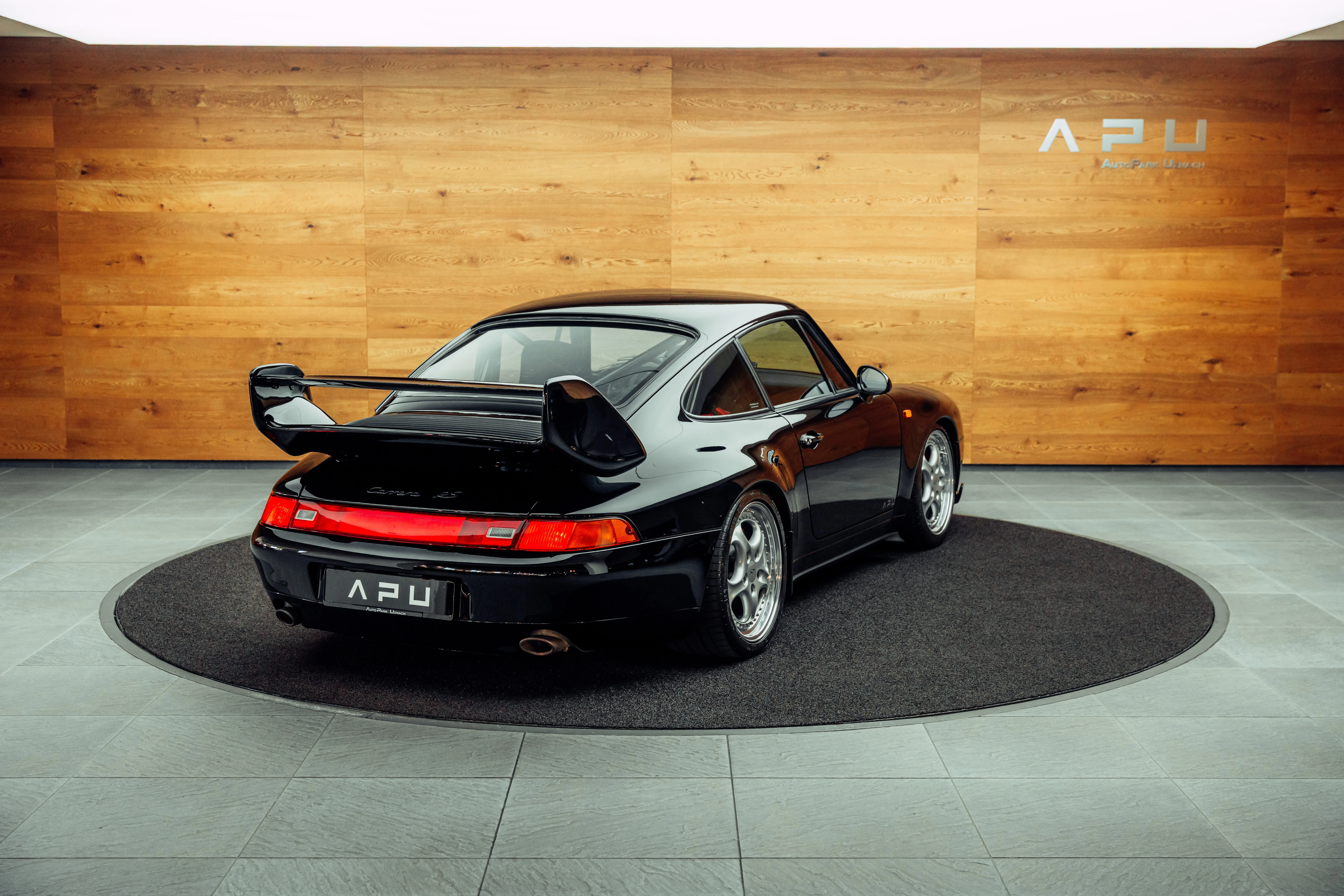 1995 Porsche 911 Carrera RS, 2/21