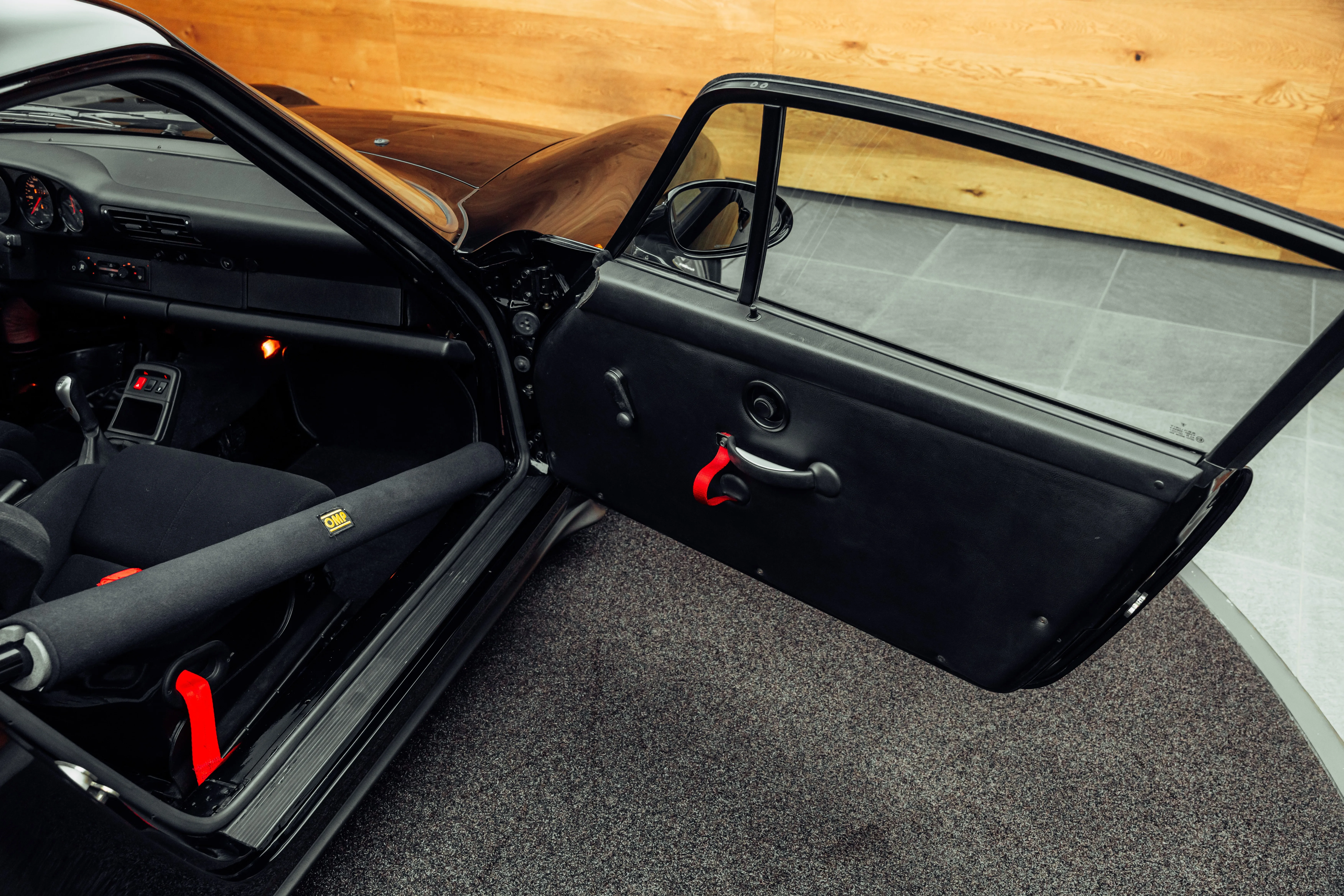 1995 Porsche 911 Carrera RS, 10/21