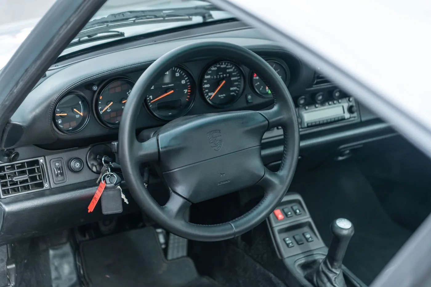 1995 Porsche 911 Turbo offered by a supercar dealer in Gronau, Germany, photo 20 of 25