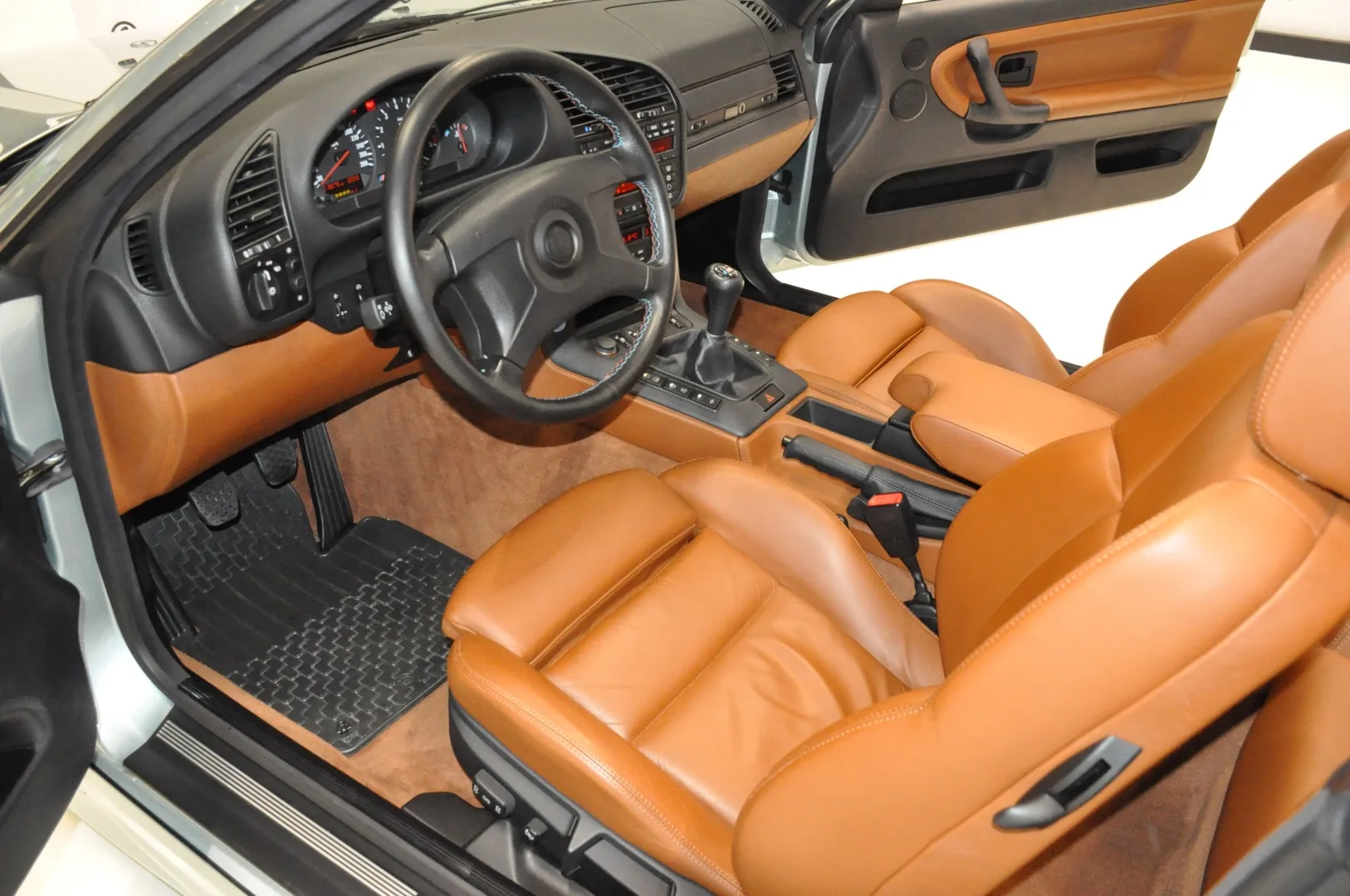 1996 BMW M3 Cabriolet, 2/30
