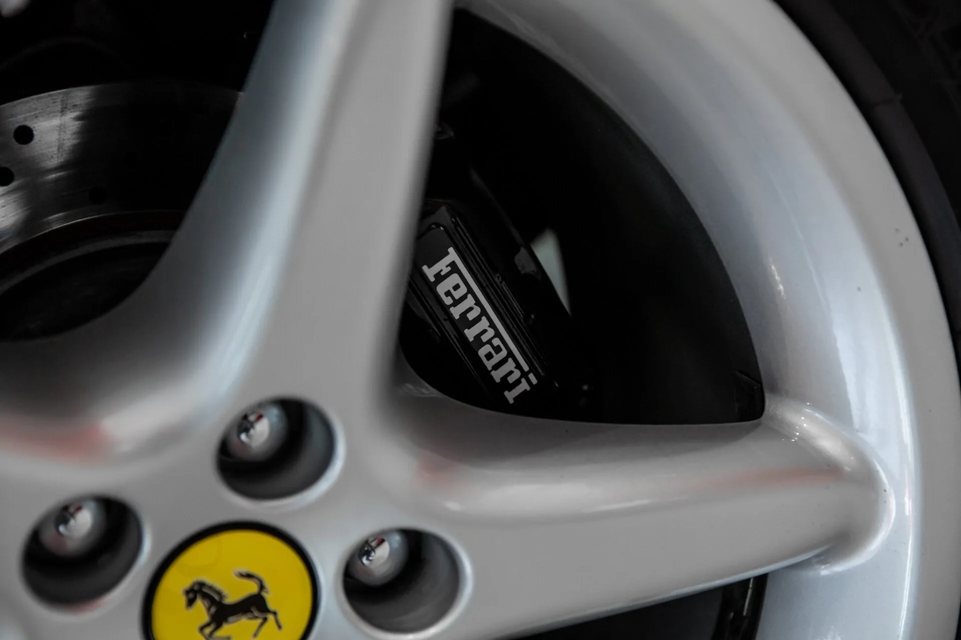 1996 Ferrari 550 Maranello, 28/30