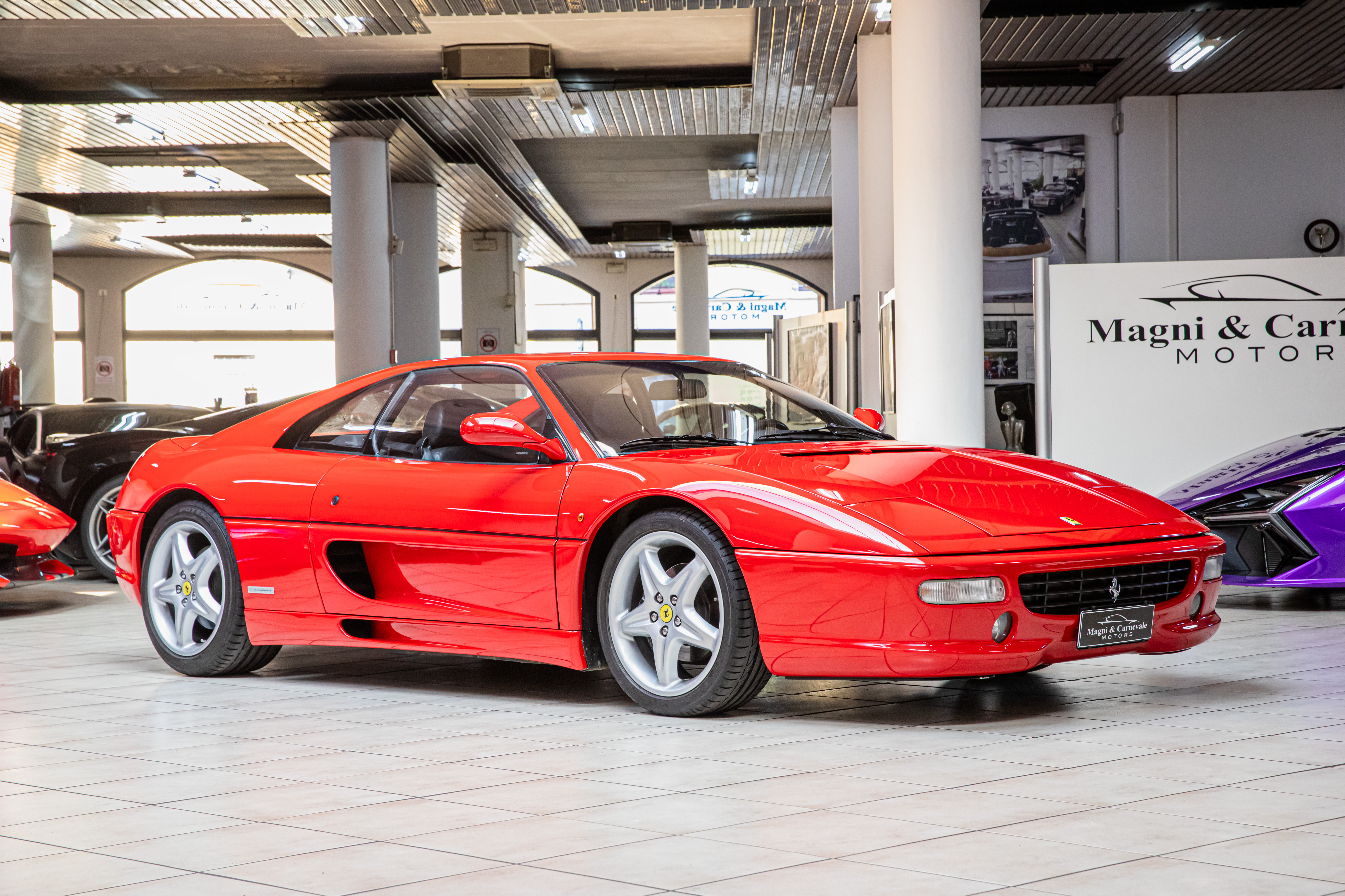 1996 Ferrari F355 Berlinetta angeboten von einem Fachhändler in Milan, Italien, Foto 4 von 20