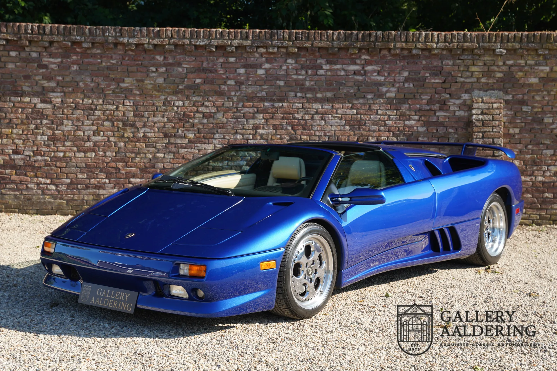 1996 Lamborghini Diablo VT Roadster offered by a specialist dealer in Brummen, Netherlands, main photo
