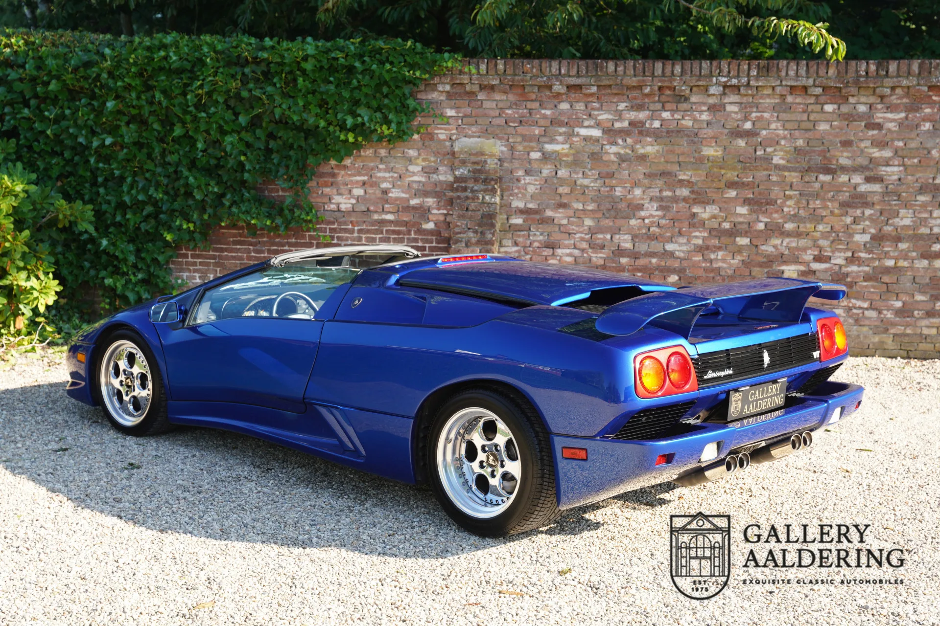 1996 Lamborghini Diablo VT Roadster, 27/30