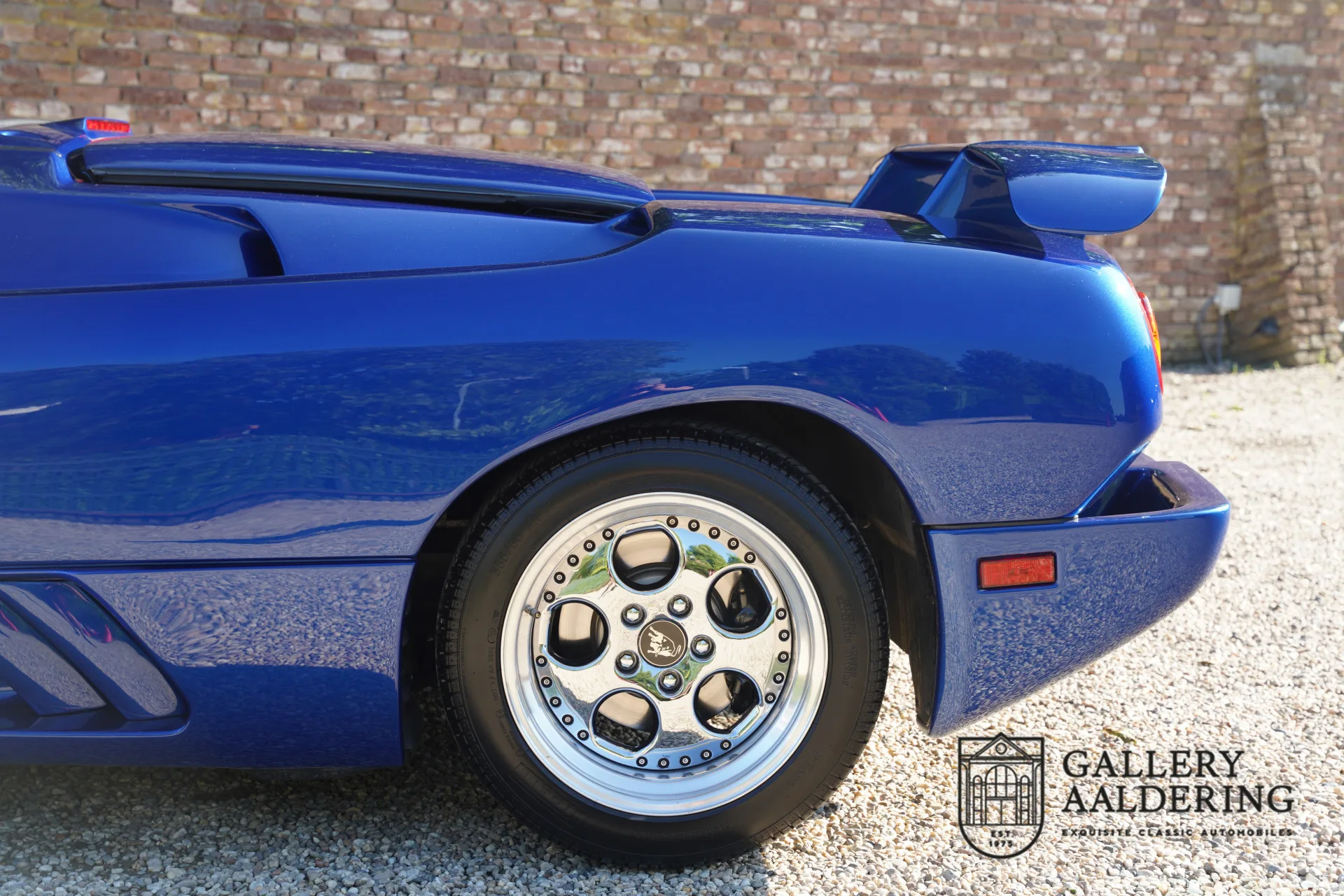 1996 Lamborghini Diablo VT Roadster, 28/30