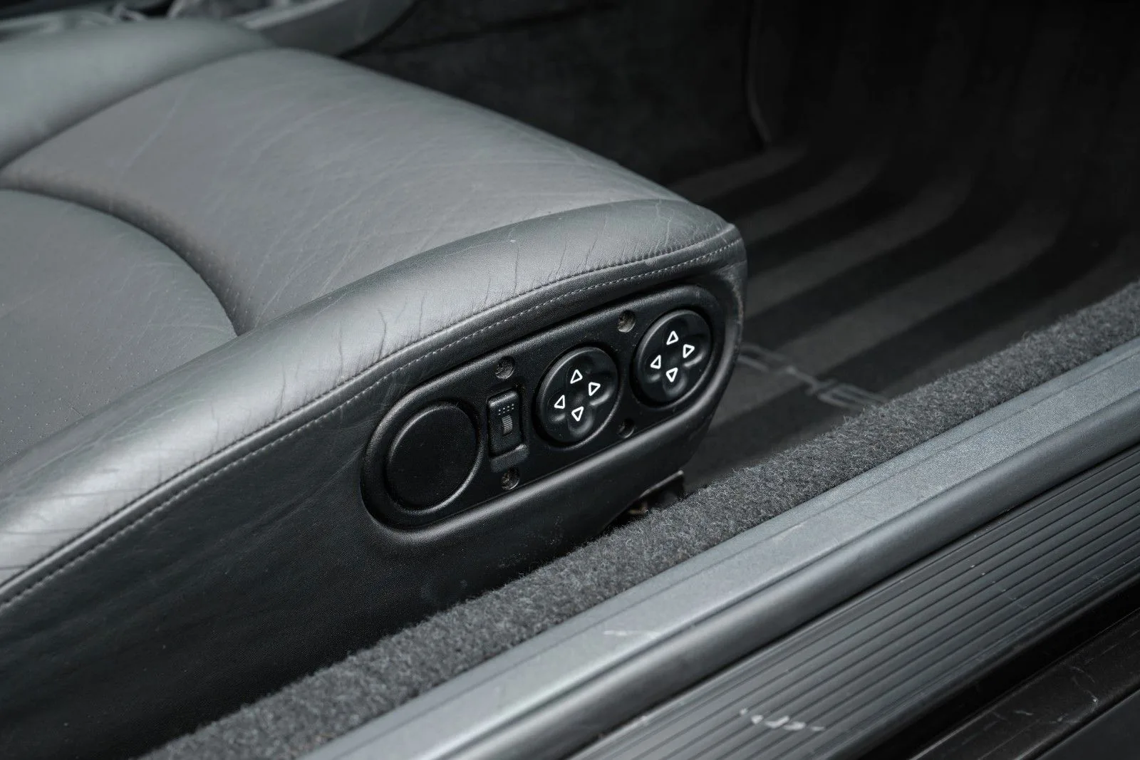 1996 Porsche 911 Carrera 4S, 17/21