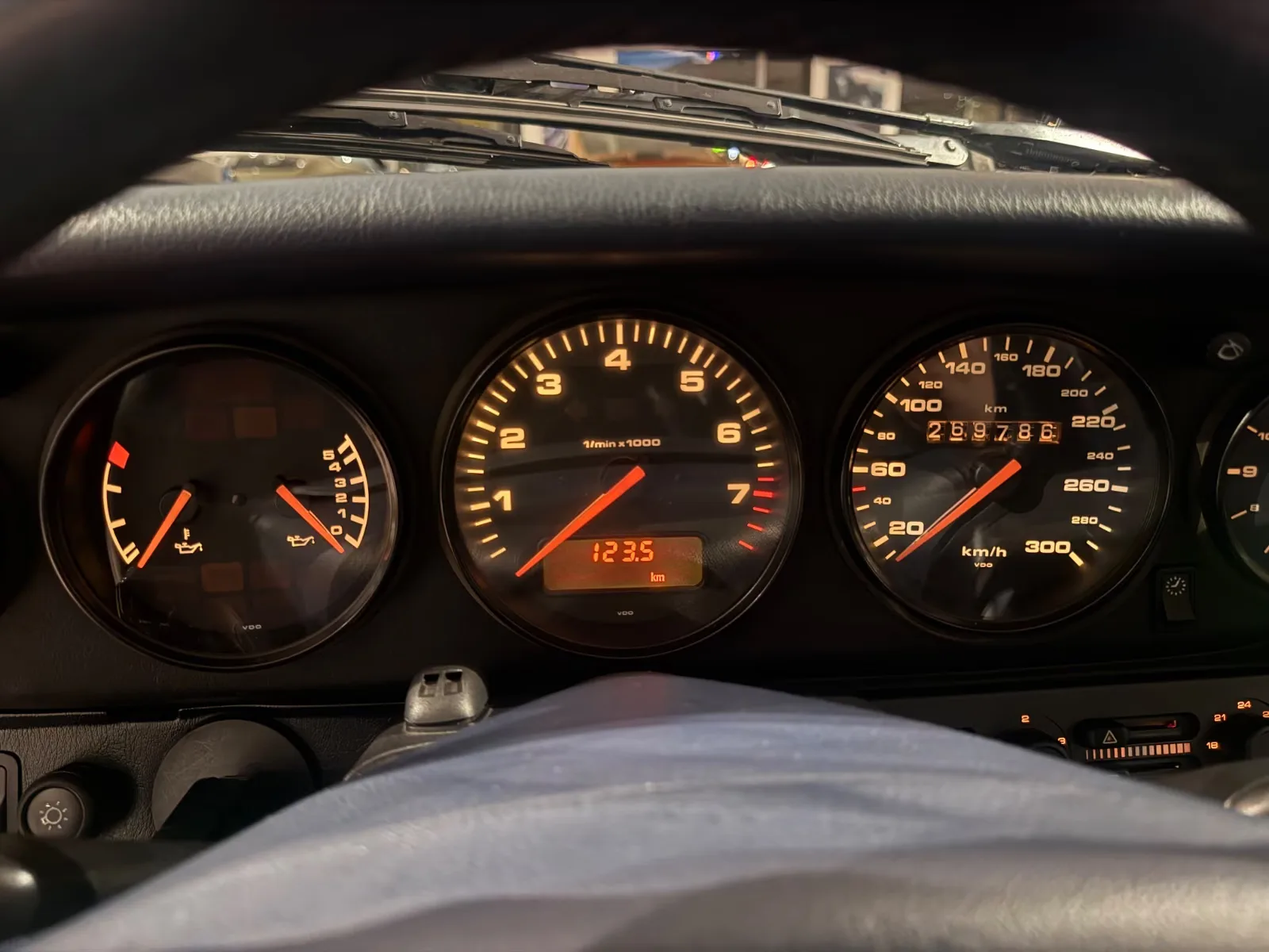 1996 Porsche 911 Targa, 24/25