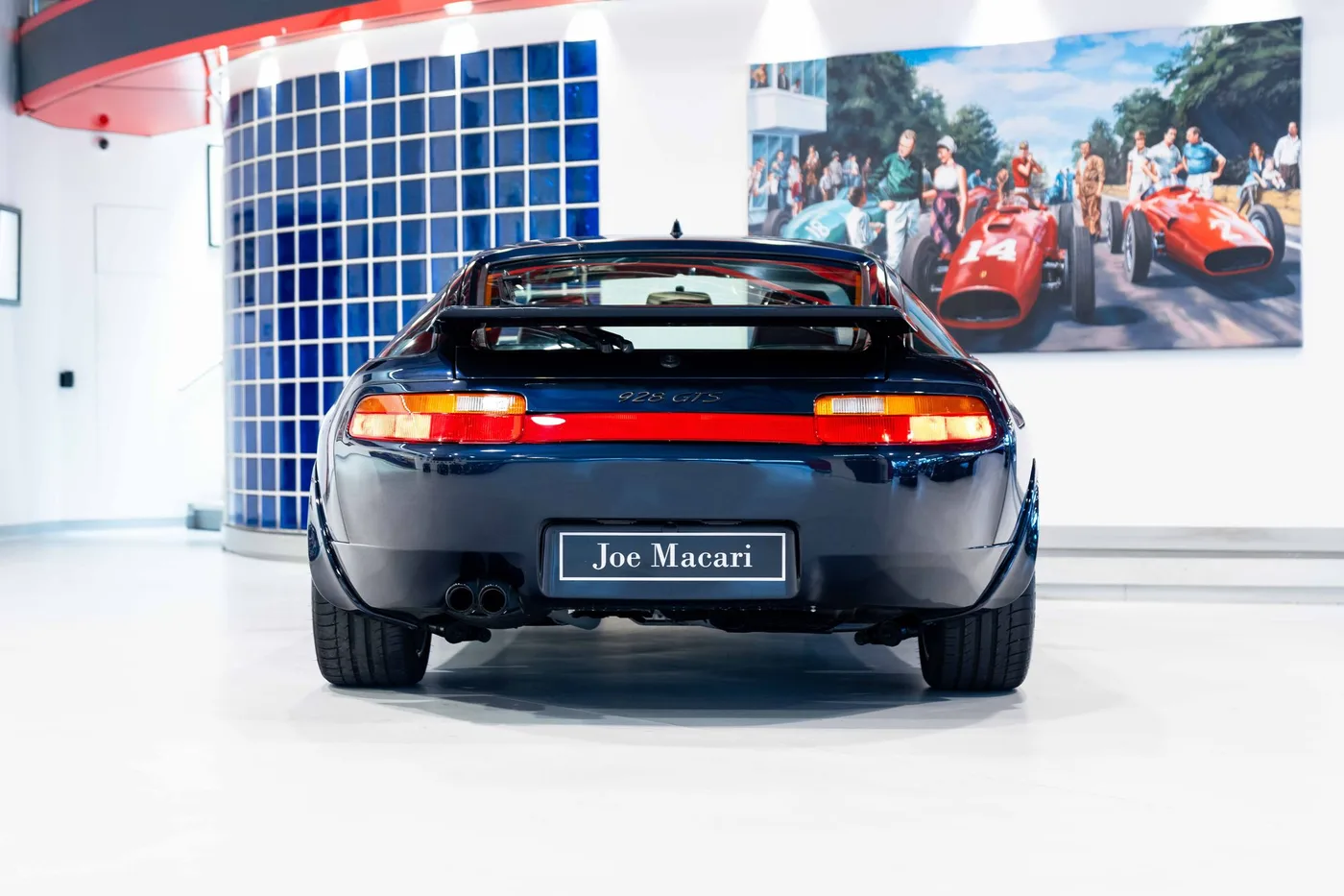 1996 Porsche 928 GTS angeboten von einem Oldtimerspezialisten in London, Vereinigtes Königreich, Foto 7 von 18
