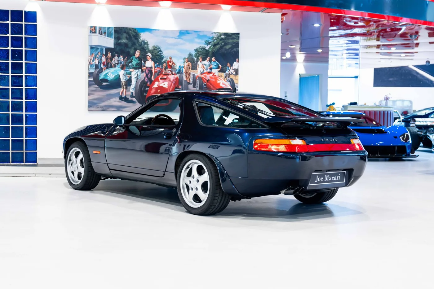 1996 Porsche 928 GTS angeboten von einem Oldtimerspezialisten in London, Vereinigtes Königreich, Foto 9 von 18