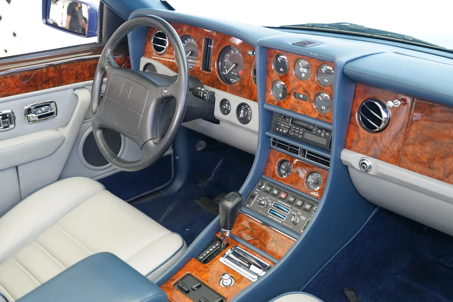 1997 Bentley Azure, 10/16