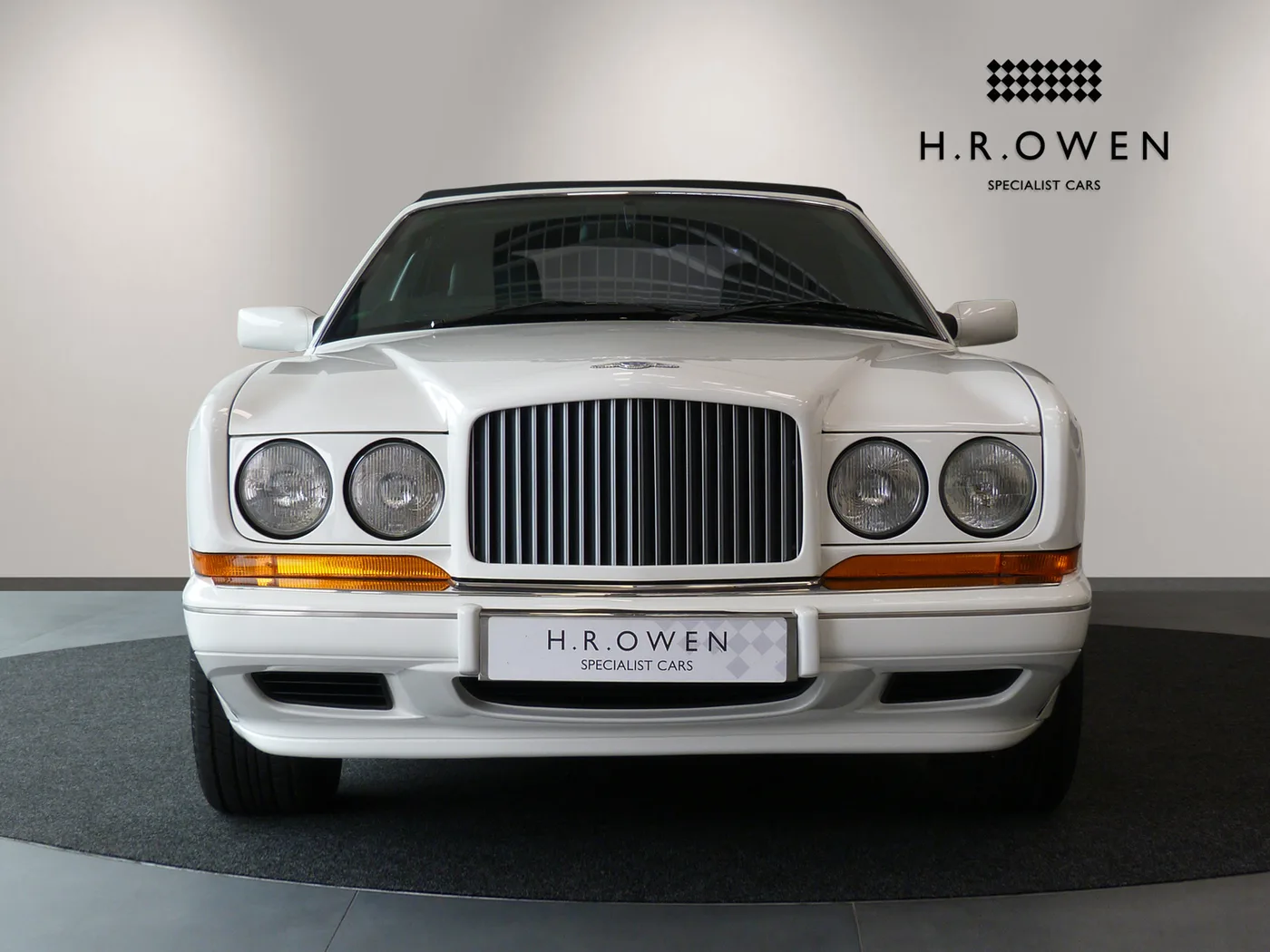 1997 Bentley Azure offered by a franchised dealer group in Cheltenham, United Kingdom, photo 7 of 25