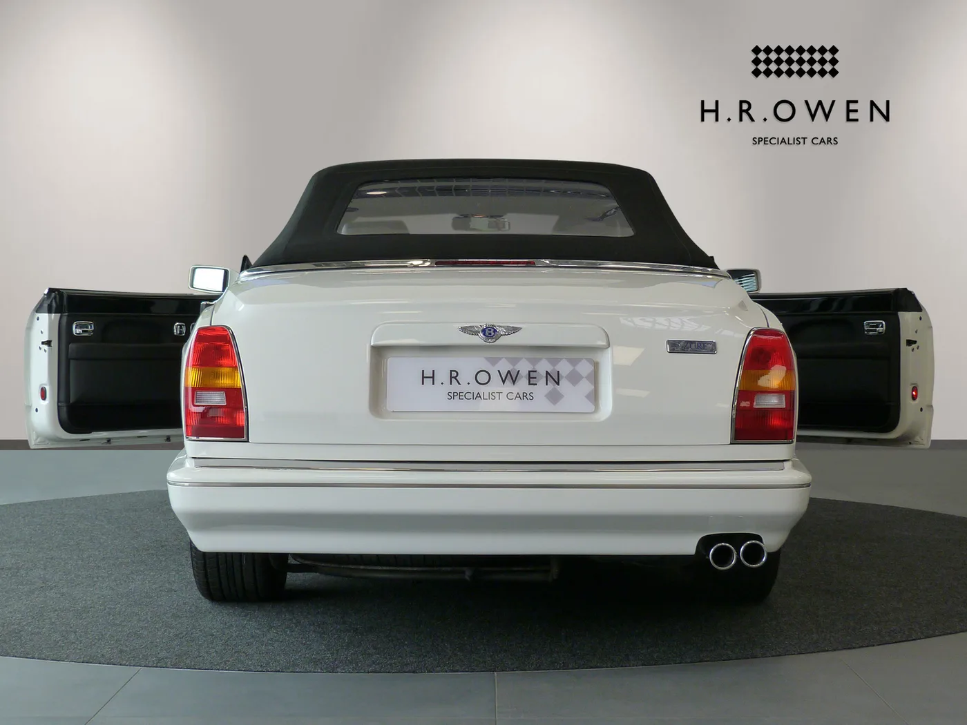 1997 Bentley Azure offered by a franchised dealer group in Cheltenham, United Kingdom, photo 10 of 25