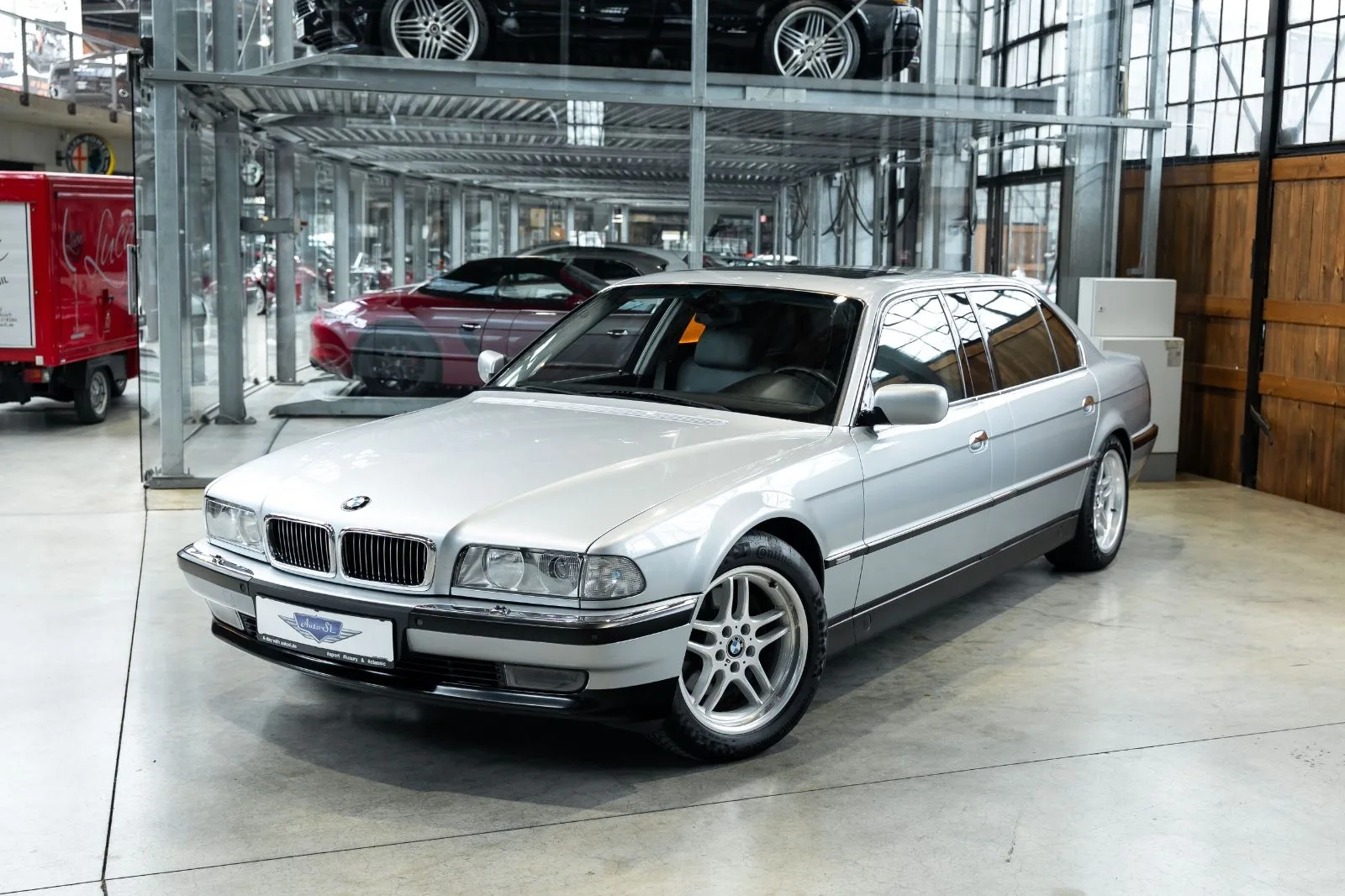 1997 BMW 750iL L7 angeboten von einem Fachhändler in Neuss, Deutschland, Hauptfoto