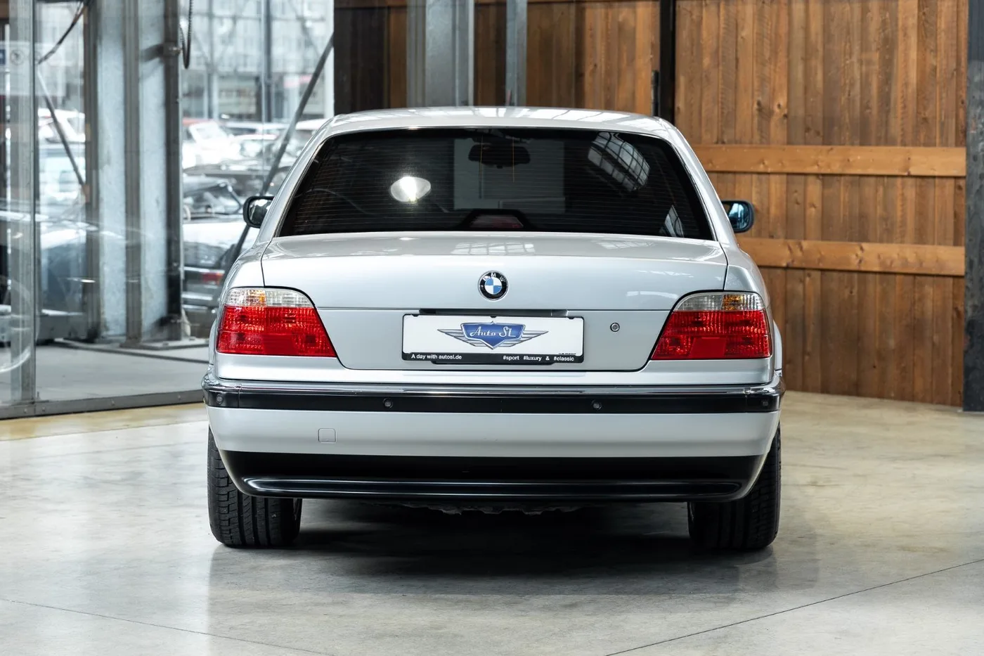 1997 BMW 750iL L7 angeboten von einem Fachhändler in Neuss, Deutschland, Foto 4 von 25