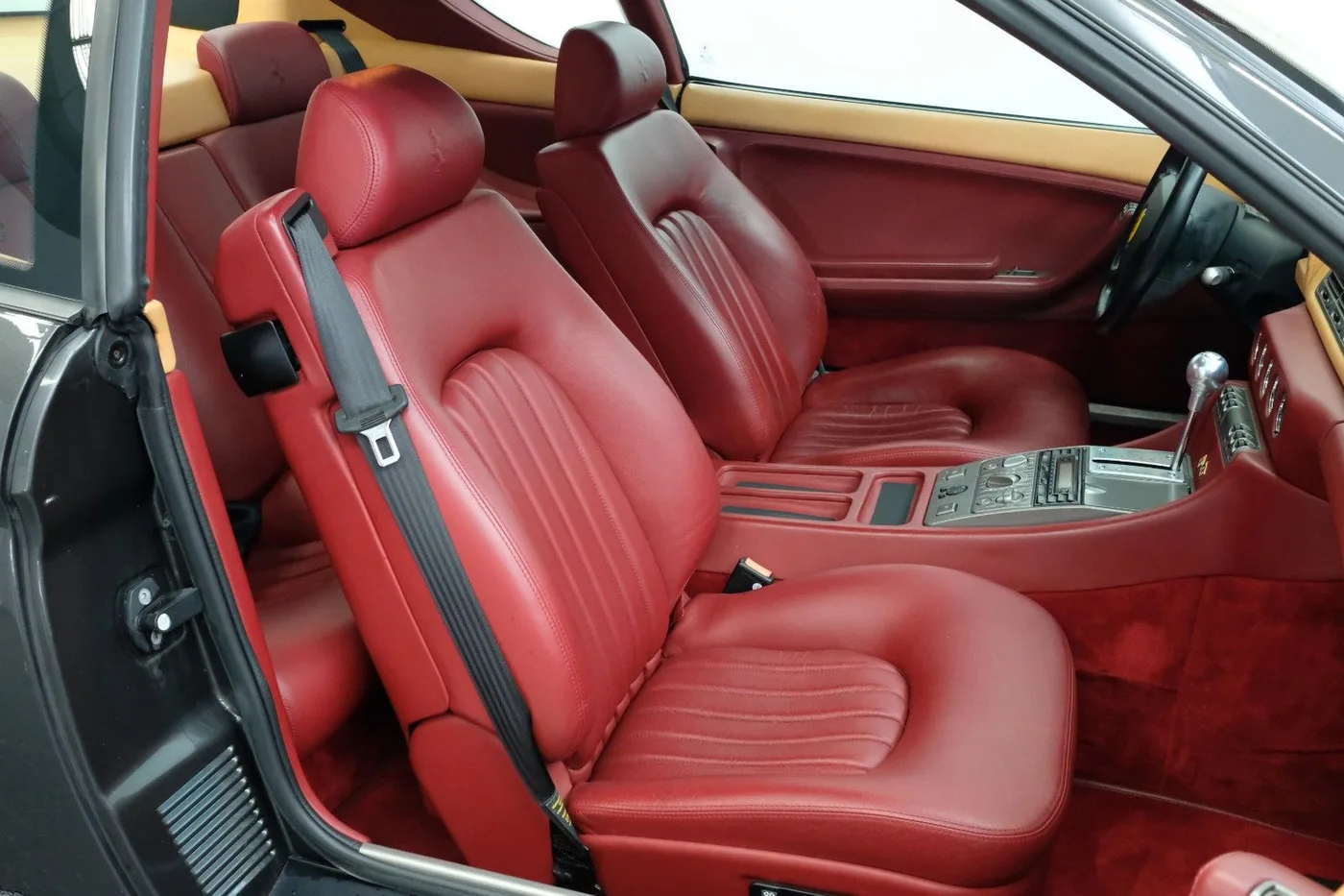1997 Ferrari 456 GTA angeboten von einem Fachhändler in Nuremberg, Deutschland, Foto 14 von 15