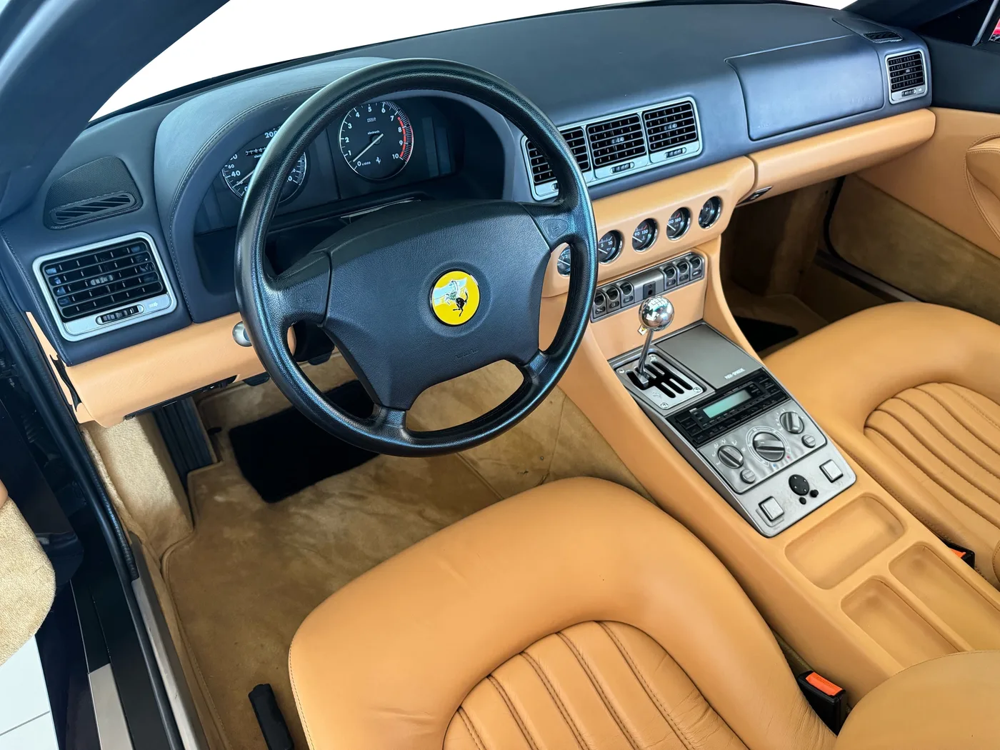 1997 Ferrari 456 GT offered by a specialist dealer in Frankfurt am Main, Germany, photo 5 of 15